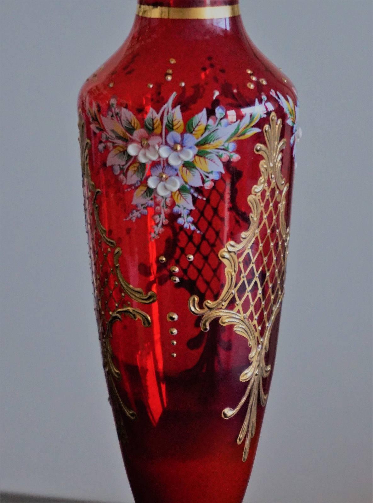 Bohemian Robin Glass Vase 22-Karat Gold Gilted Enameled Decor Floral Motif In Good Condition In Frankfurt am Main, DE