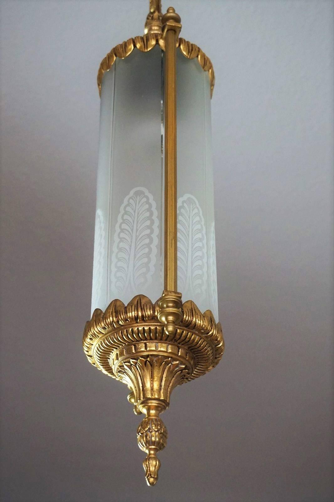 French Gilt Bronze and Etched Glass Cylinder Lantern Pendant, circa 1940 In Good Condition In Frankfurt am Main, DE