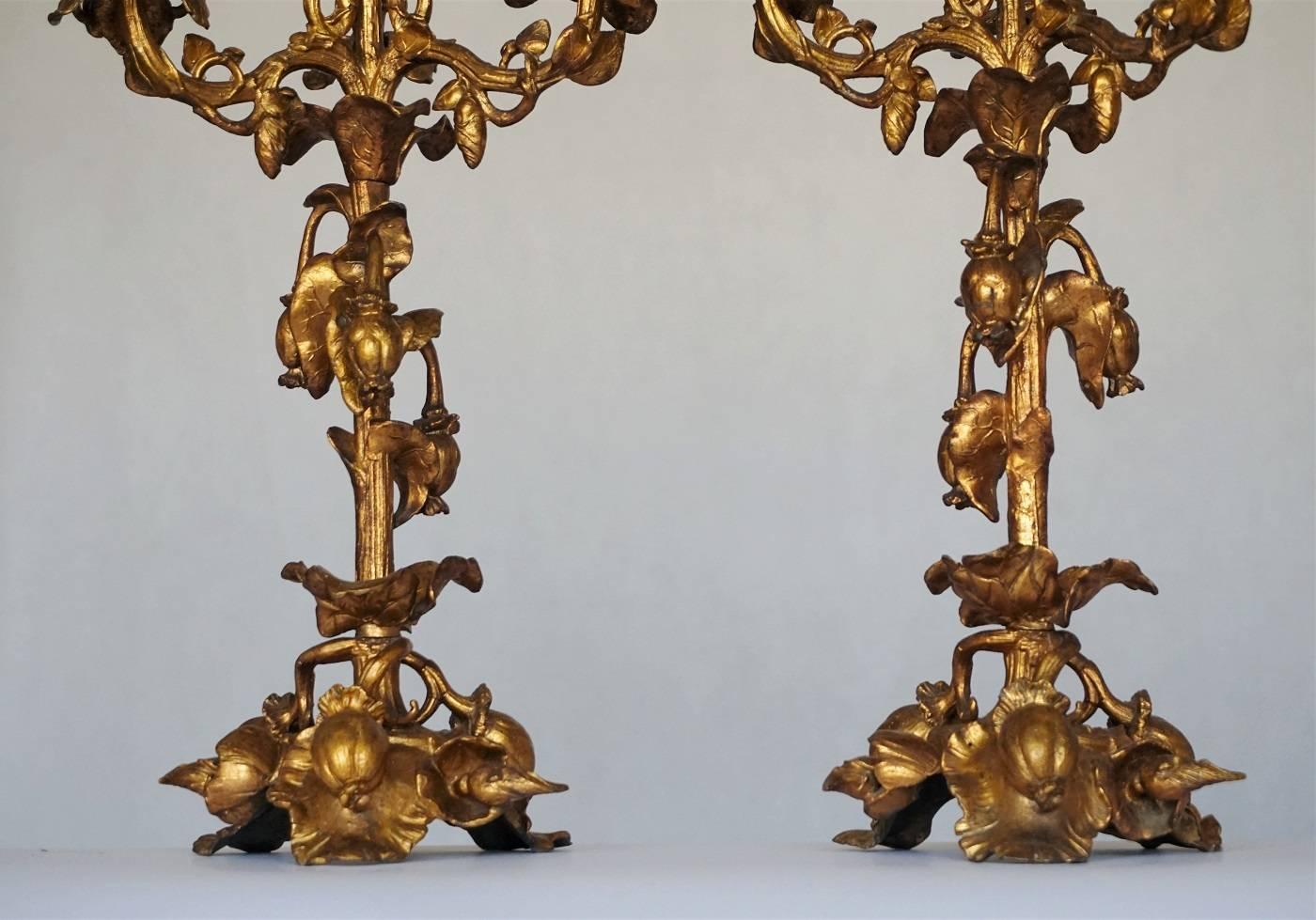 Mid-19th Century Pair of French Gilt Bronze Four-Light Candelabras Rococo Style In Good Condition In Frankfurt am Main, DE