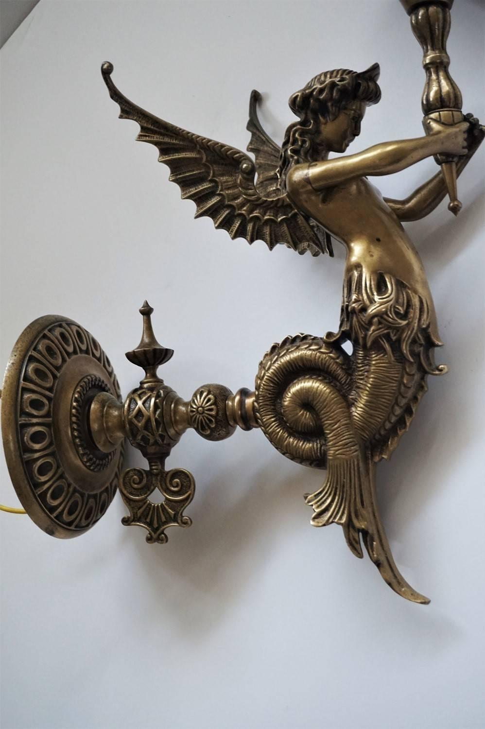 Late 19th Century Empire Style Bronze Winged Figural Wall Sconce, Candelabra In Good Condition In Frankfurt am Main, DE