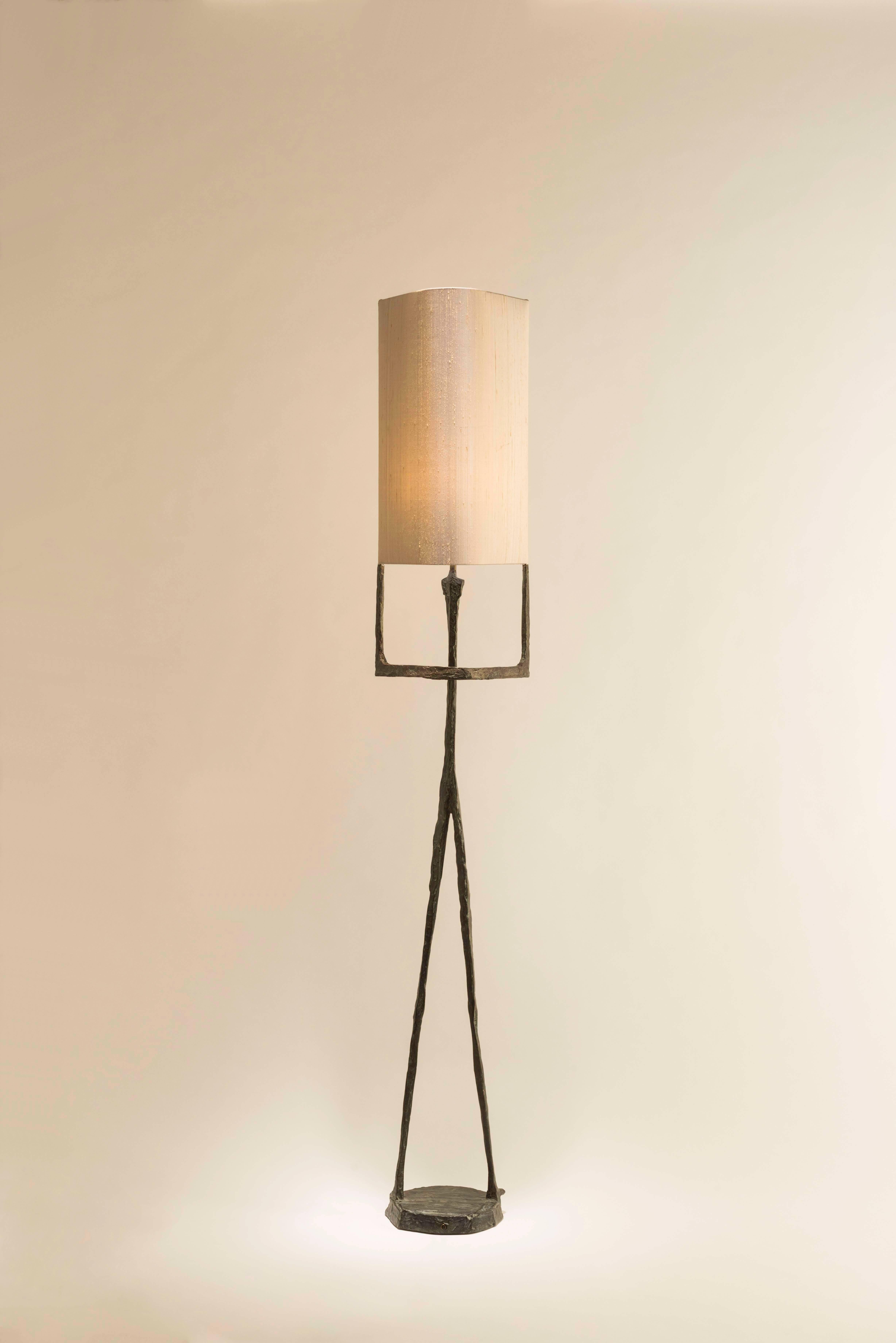 French Echassier Floor Lamp, Signed, Design Felix Agostini, Made of Bronze For Sale