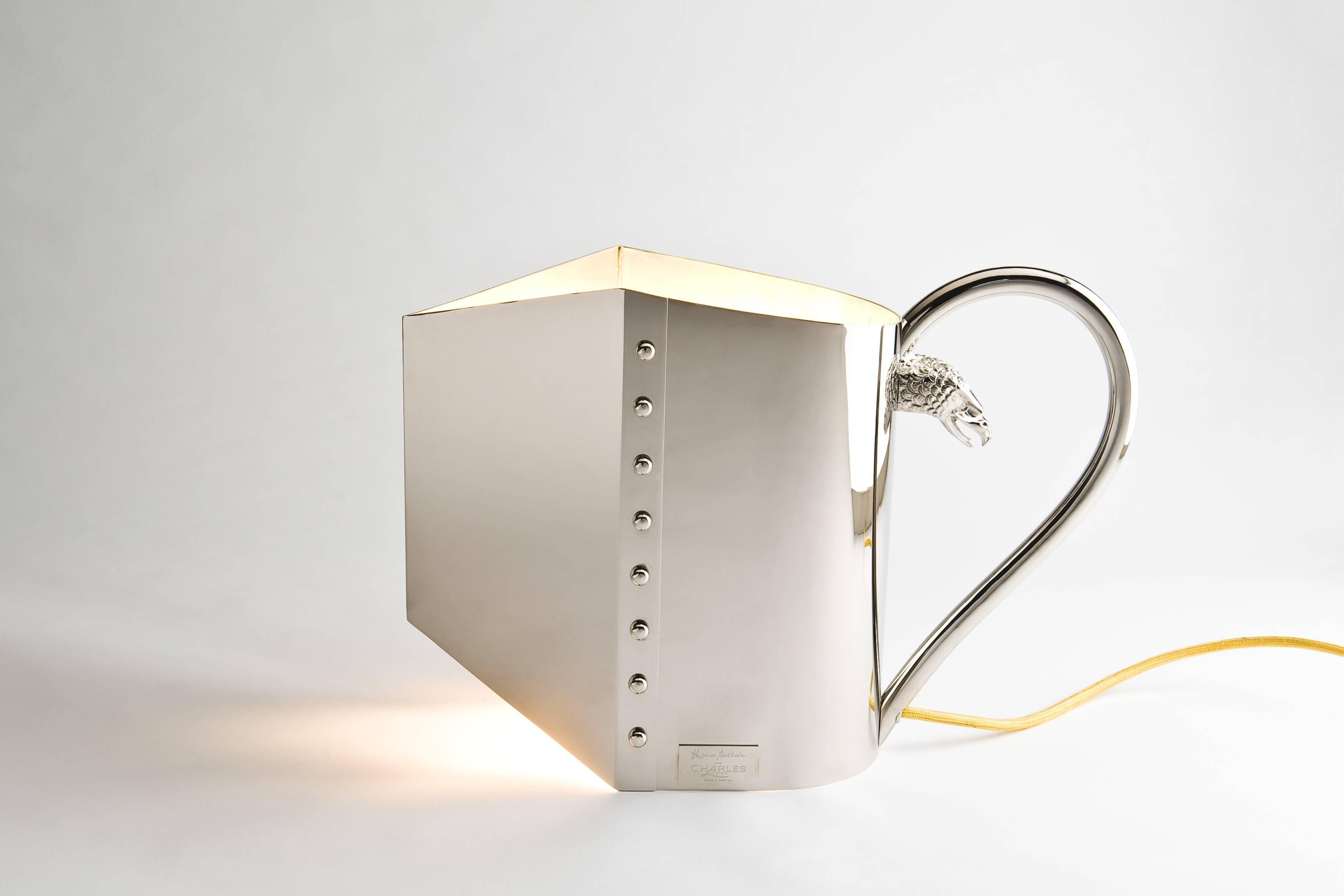 Verseuse table lamp
Design by Thomas Bastide
Made of brass
This lamp has two different sitting positions.