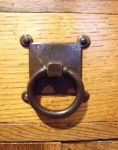 ARTS AND CRAFTS Oak Dresser