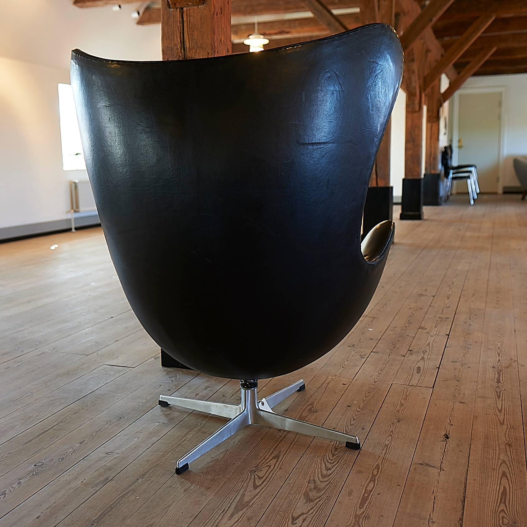 Danish Arne Jacobsen Egg Chair, Original from the 1960s