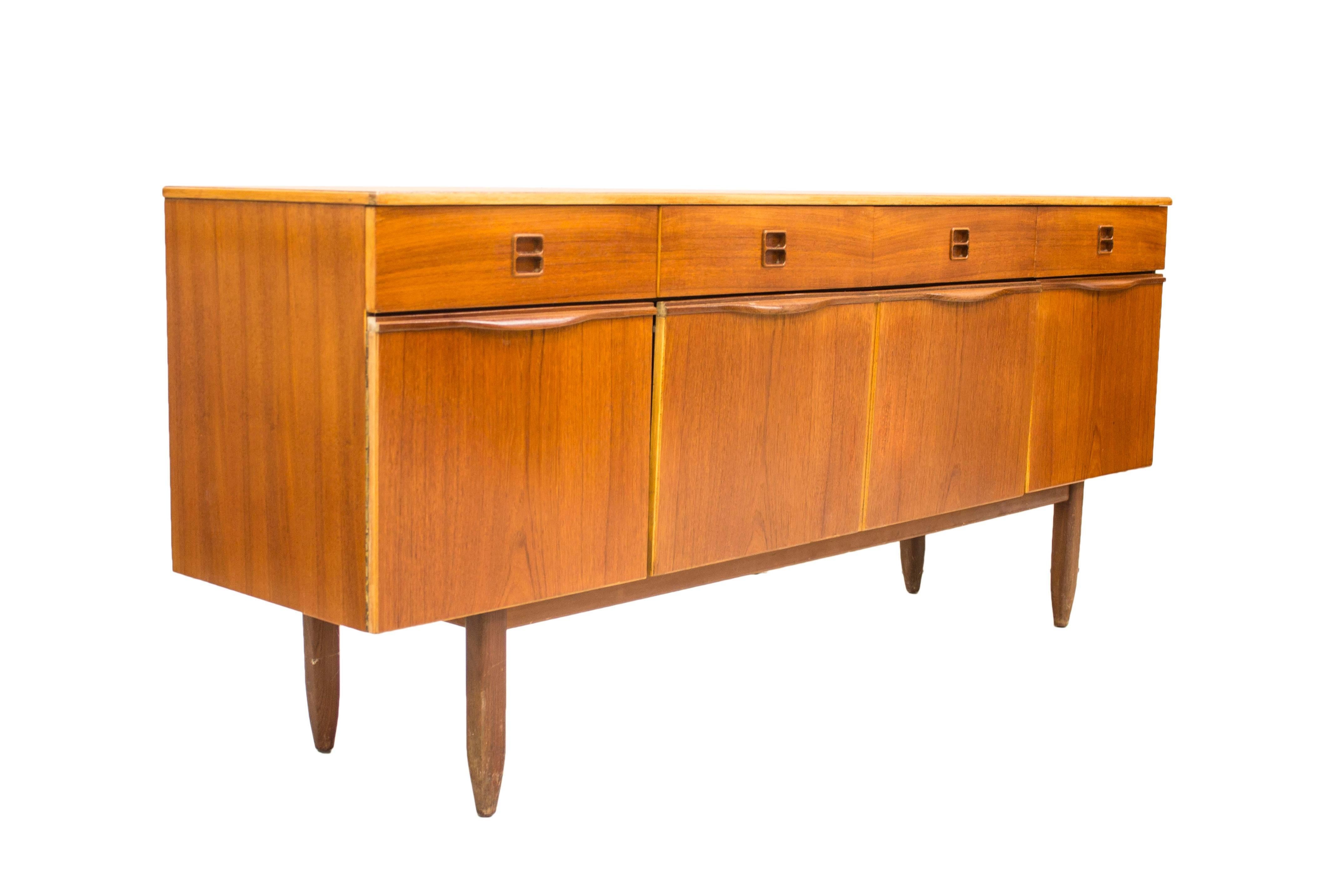 Portwood Teak Mid-Century Sideboard Media Unit In Good Condition For Sale In Greater Manchester, GB