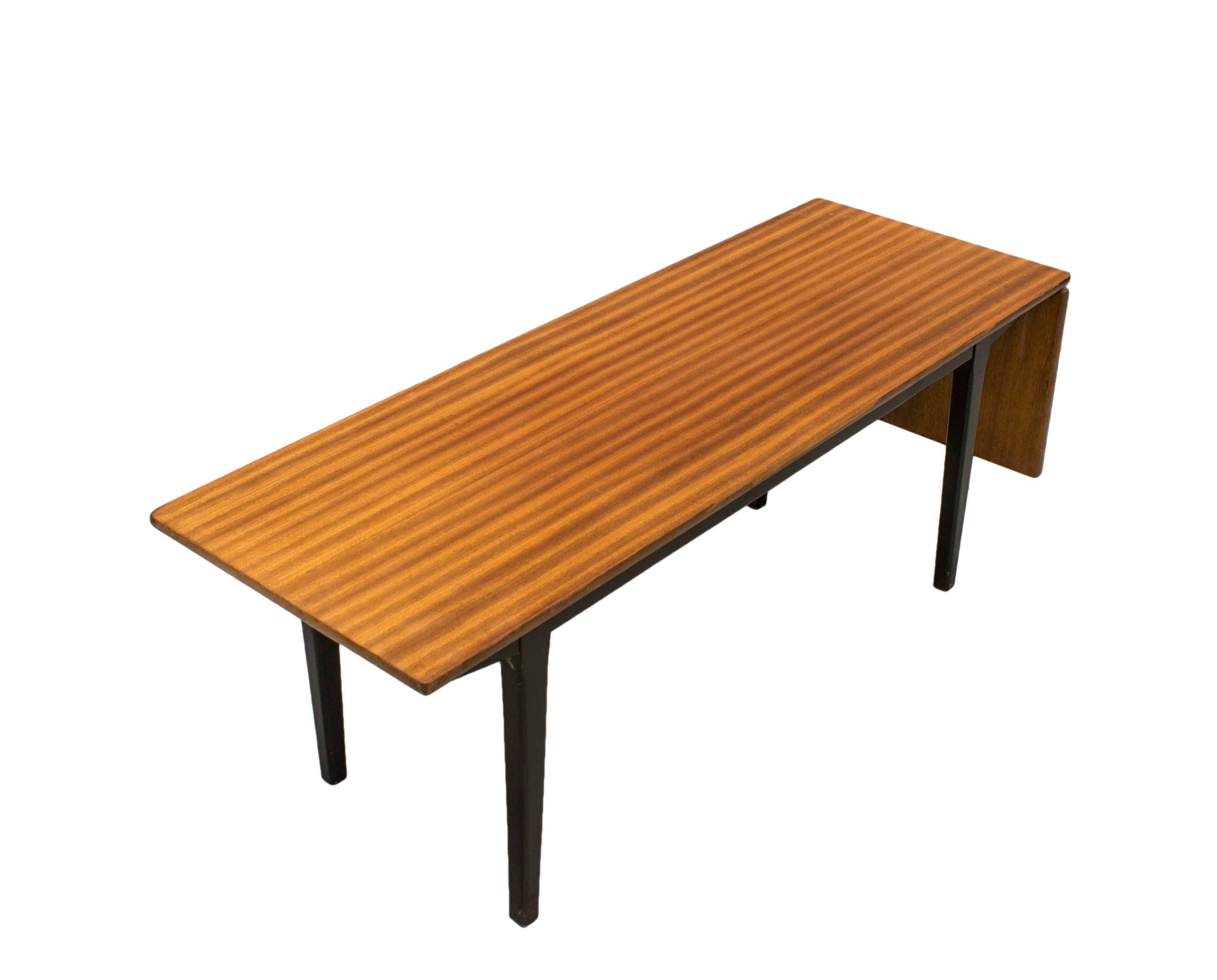 Nathan Teak Extending Coffee Table In Good Condition For Sale In Greater Manchester, GB