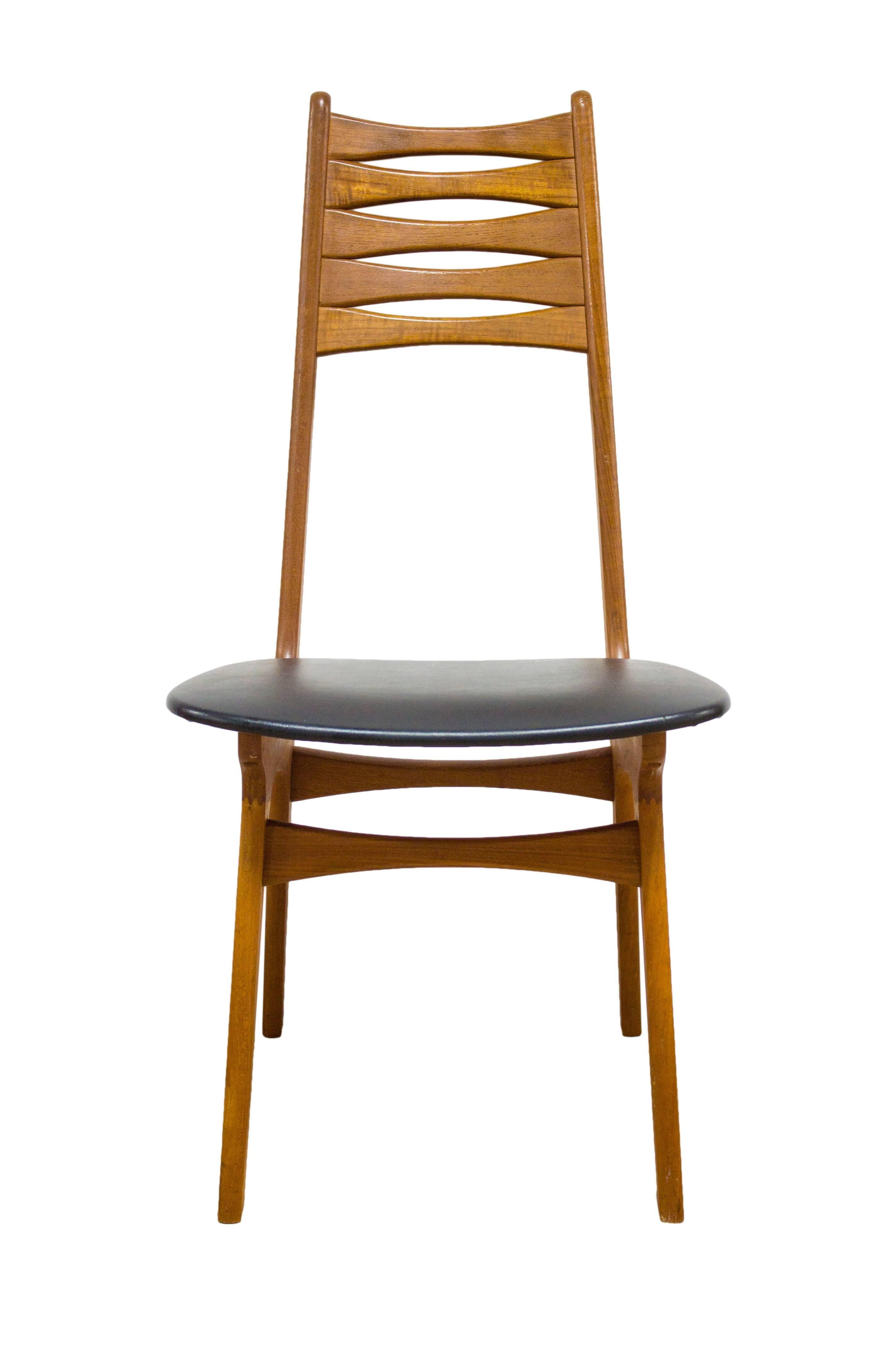 Mid-Century Modern Set of Four Niels Møller Model #83 Teak Chairs for Boltinge Stolefabrik For Sale