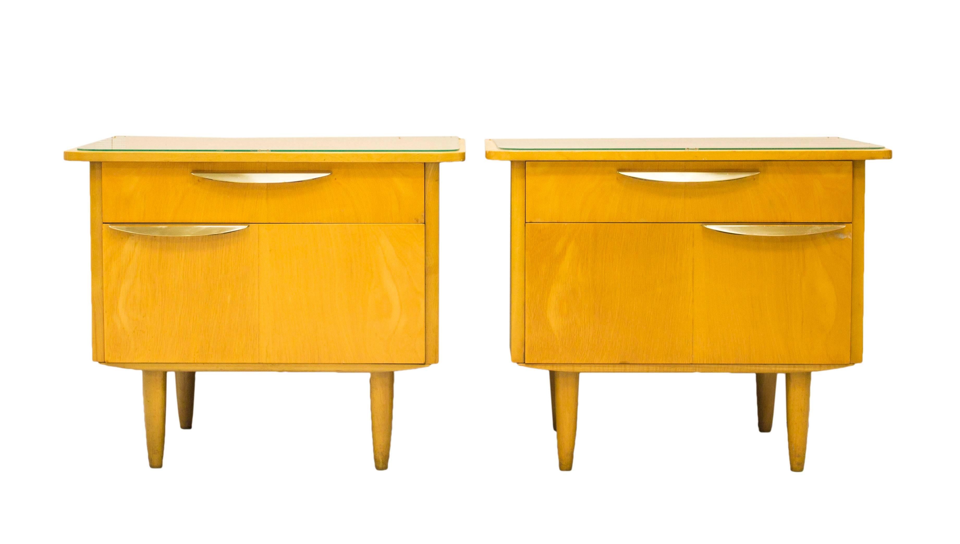 The Italian Mid-Century designers carved their own route, their designs standing apart from those of their Danish and British counterparts, opting for opulence and woods other than teak and rosewood.

Opting for more unusual woods such as sycamore