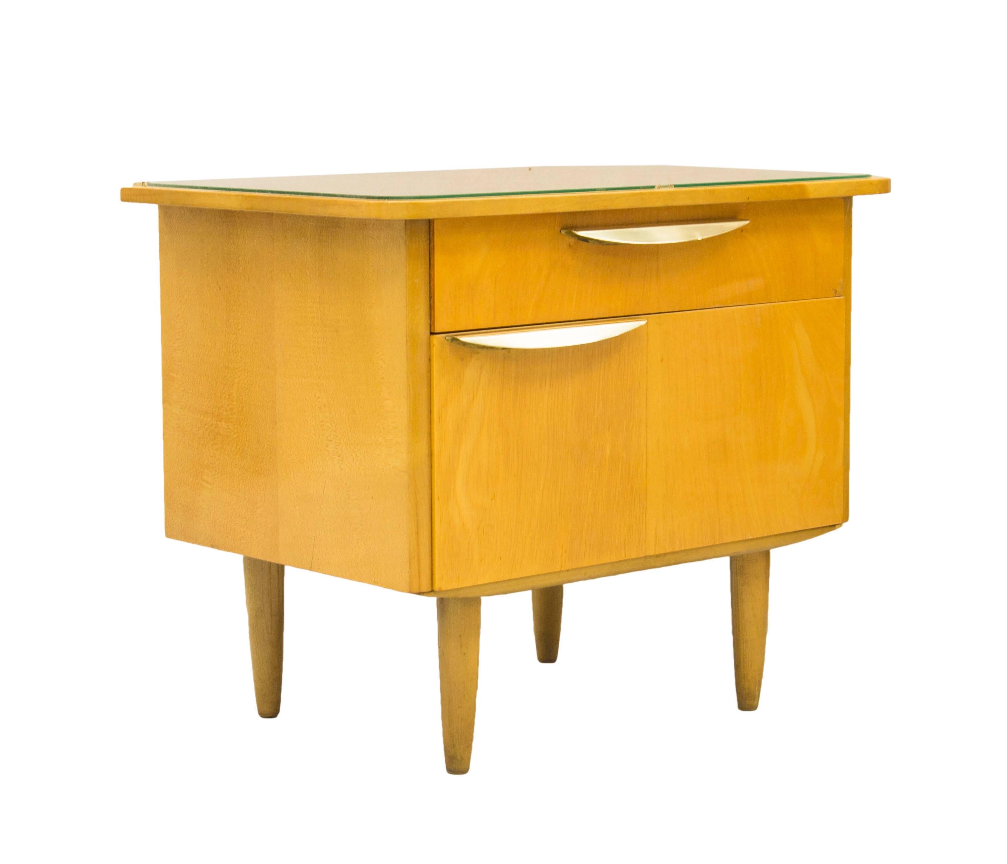 20th Century Pair of Italian Mid-Century Sycamore Bedside Tables Gloss