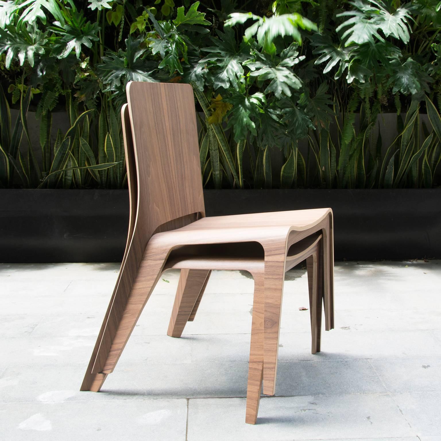 Molded  Lightweight Bentwood Stacking Dinning Chair For Sale