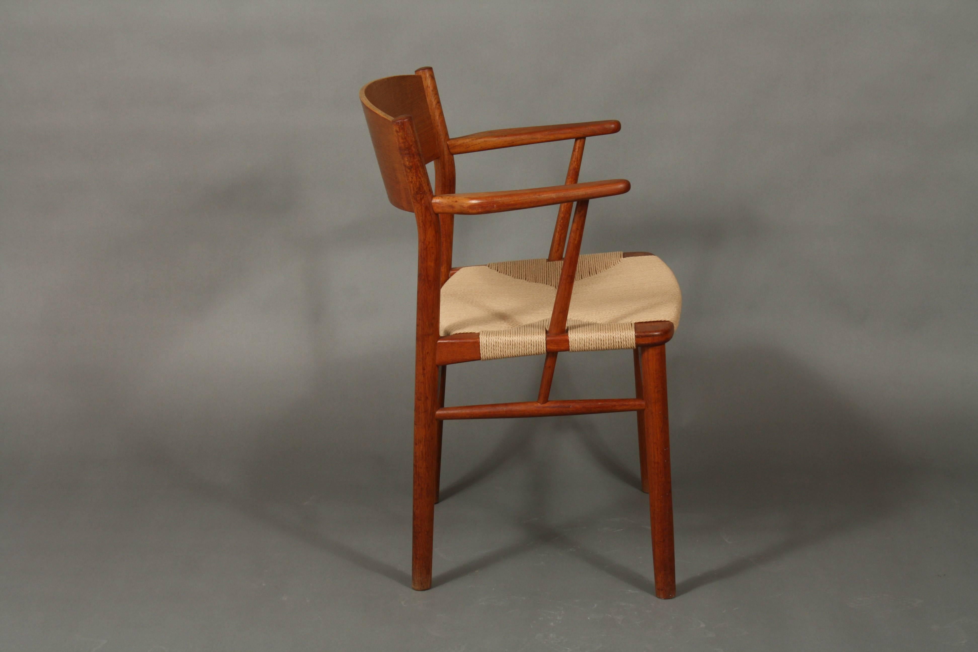 Mid-20th Century Børge Mogensen Model 538 Dining Chair Teak, Restored with New Woven Seats