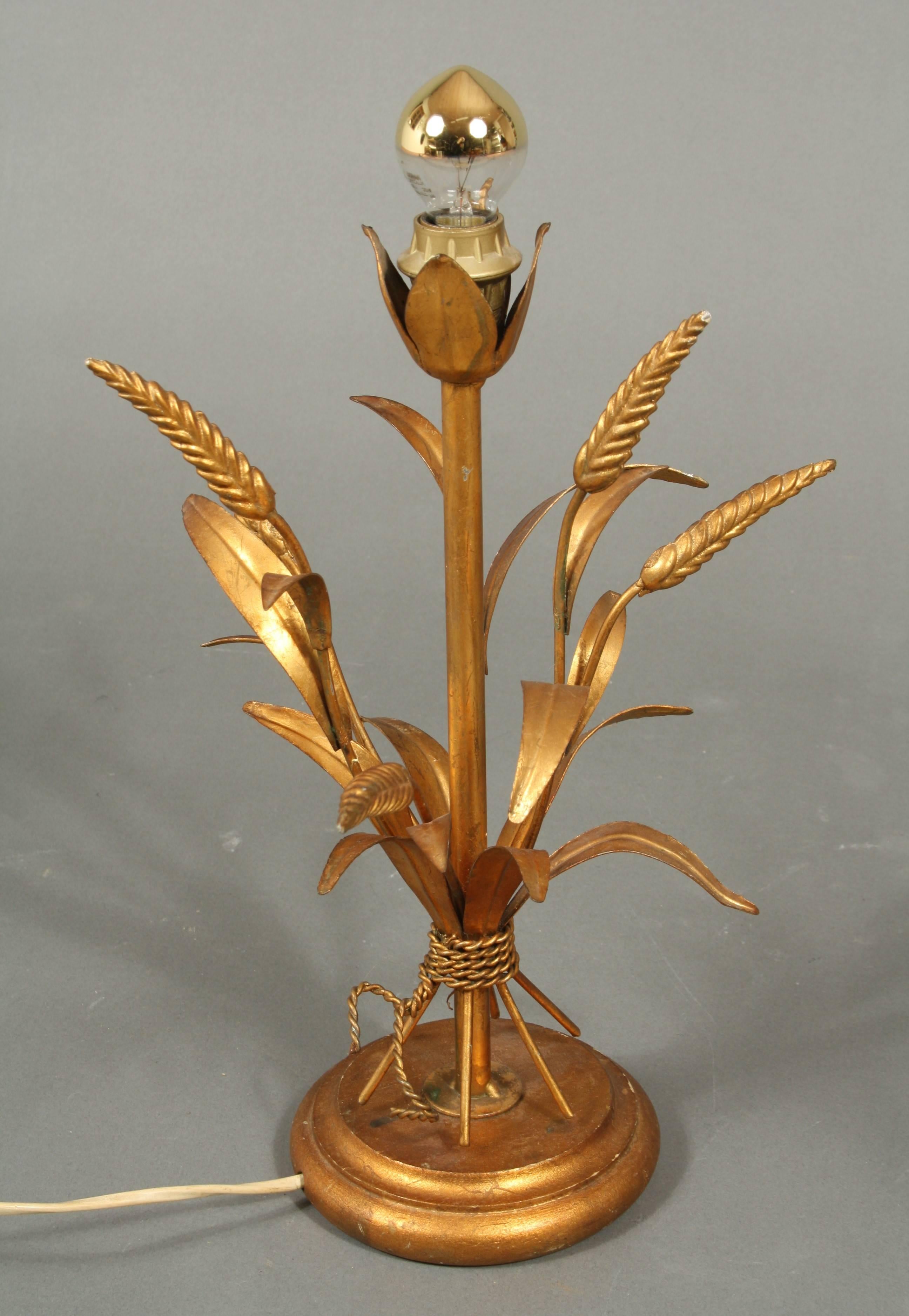 Mid-20th Century Gilded Wheat Sheaf Table Lamp For Sale 1