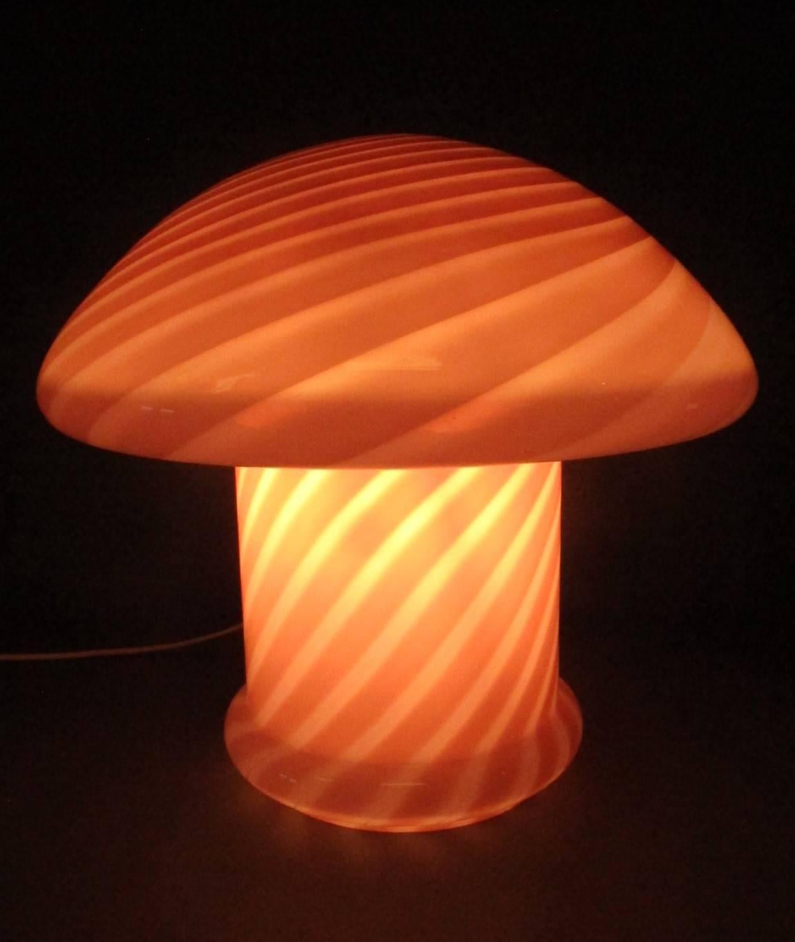 Mushroom Shaped Pink Table Lamp with Murano Glass by Vetri 1