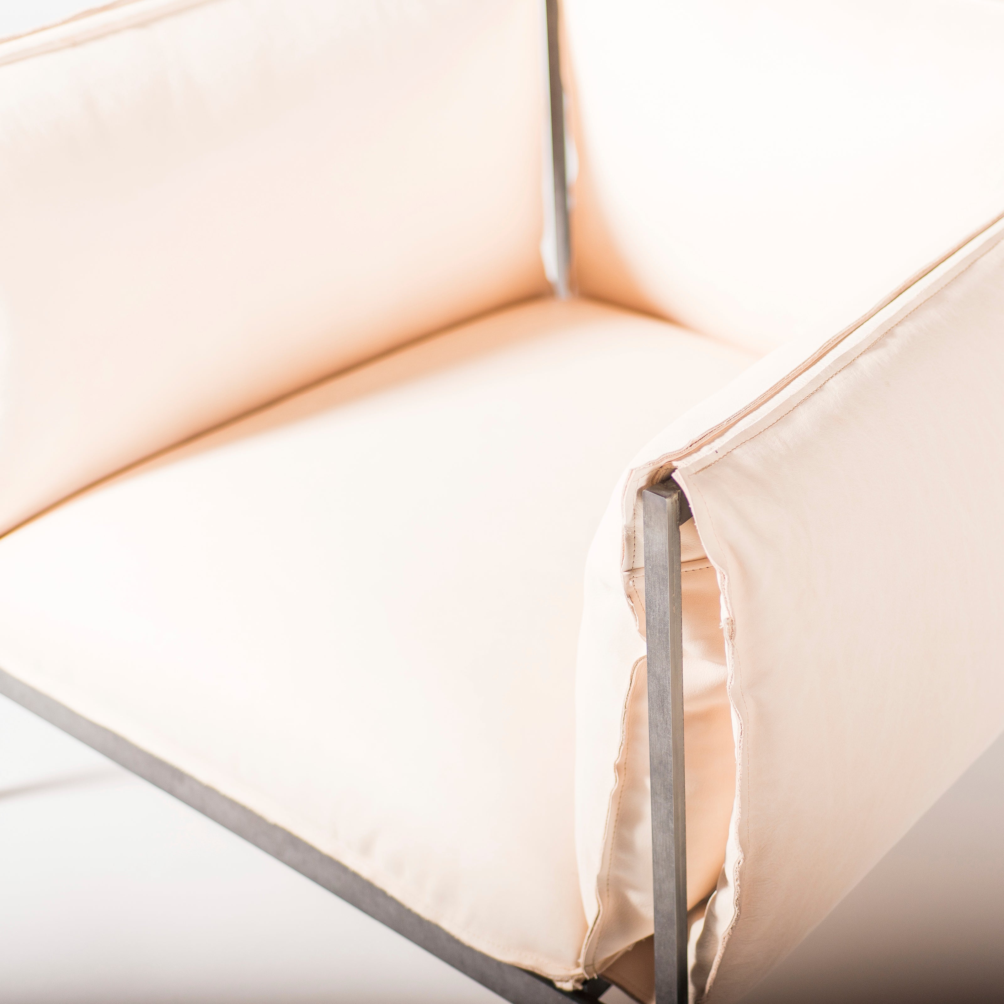 Armchair In Vegetable Tanned Leather And Oiled Laser Cut Steel