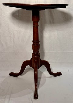 Antique 19th Century English Country Pie Crust Table, Circa 1880.