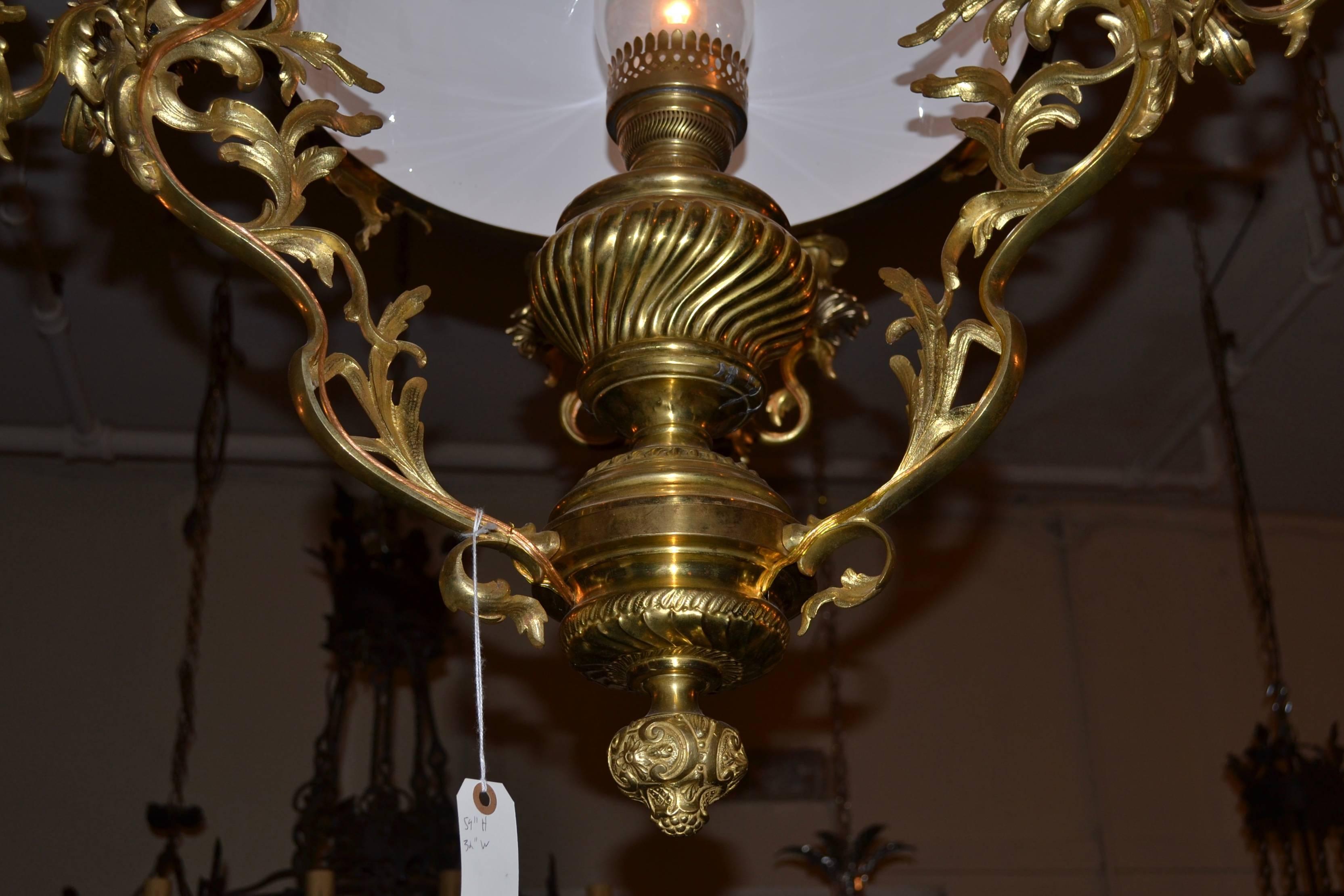 Antique Brass Suspension Oil Lantern In Good Condition In New Orleans, LA