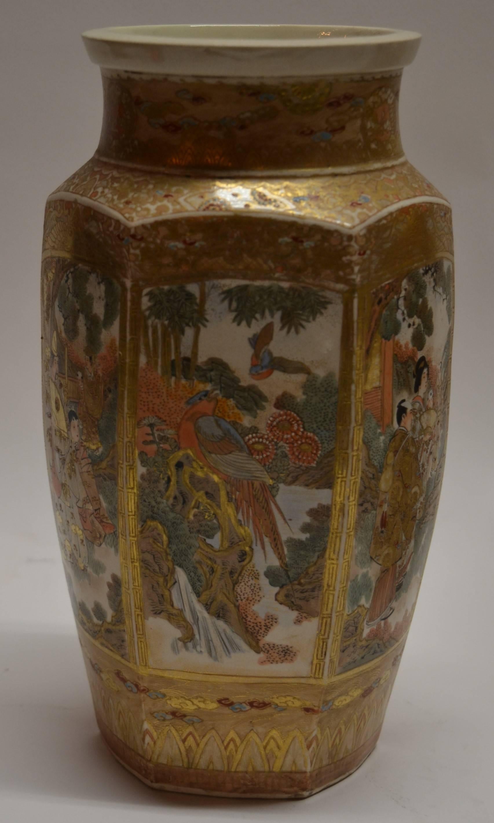 Pair of Japanese Gold and Multicolored Satsuma Porcelain Vases, circa 1890 In Excellent Condition In New Orleans, LA