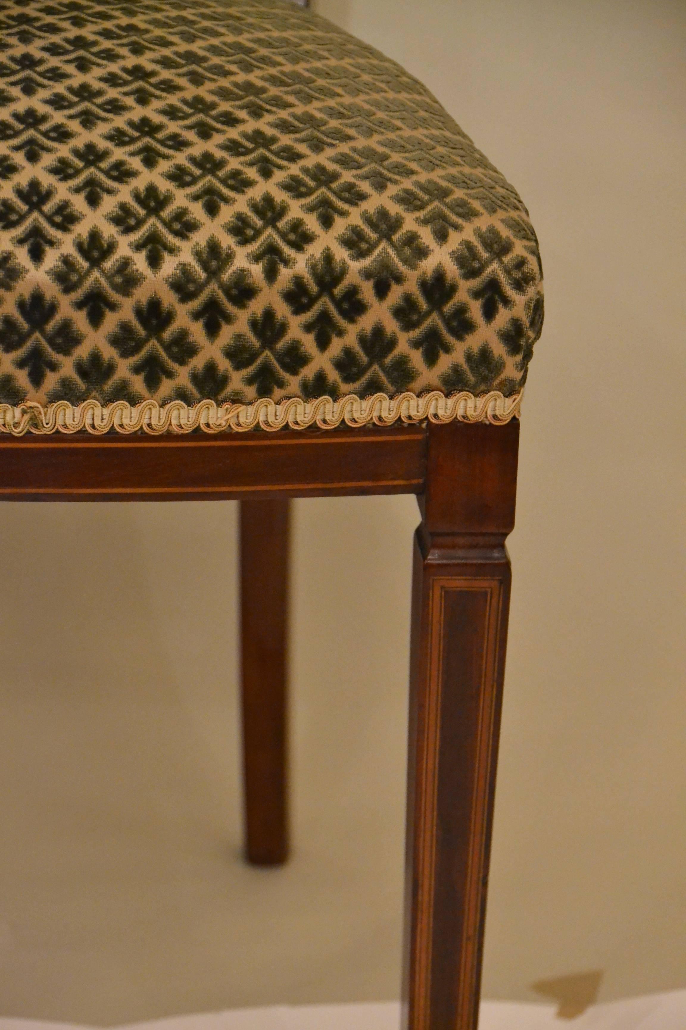 Four Antique English Inlaid Side Chairs In Excellent Condition In New Orleans, LA