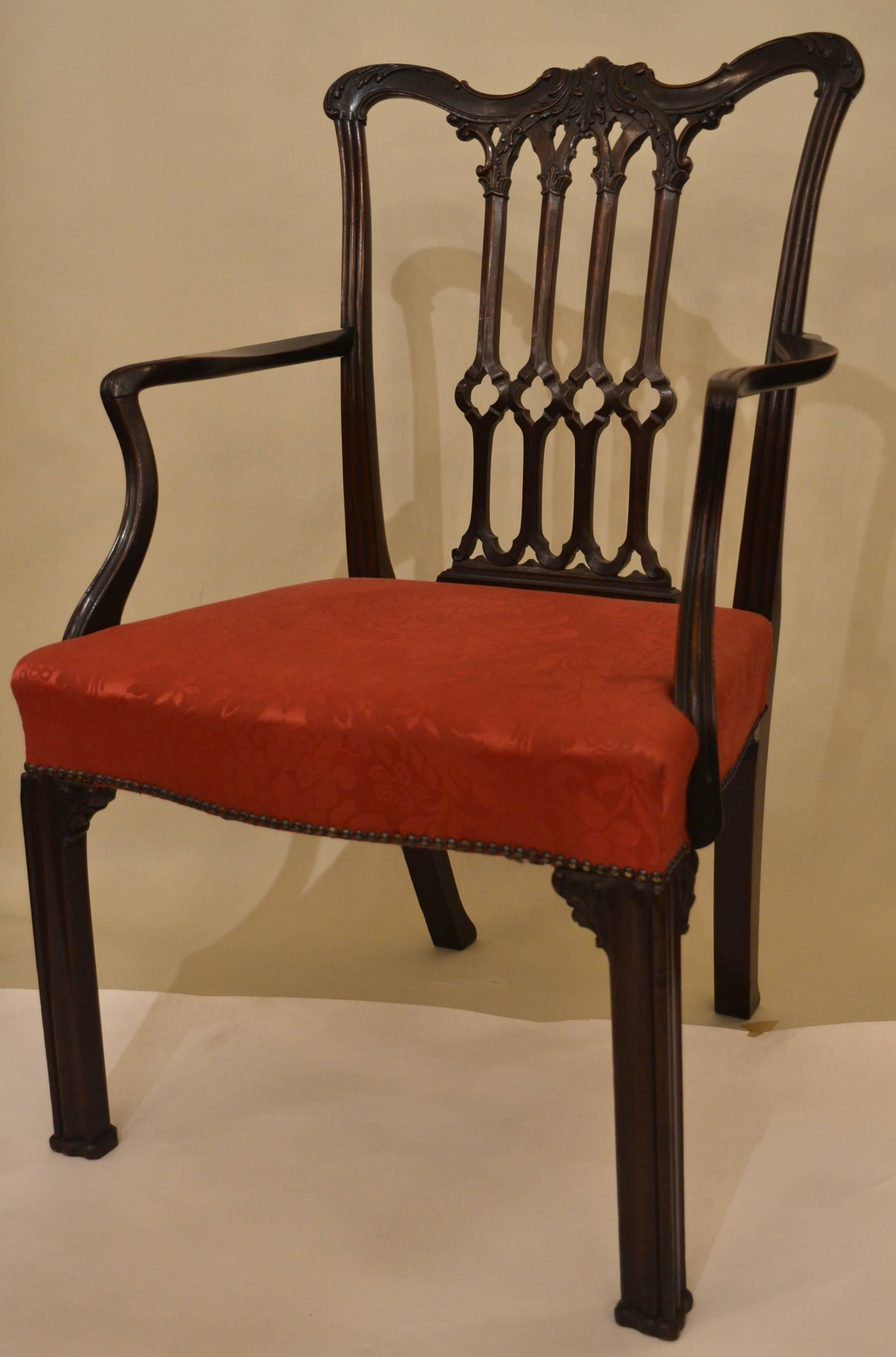 Un bel exemple de fauteuil de la période géorgienne.
