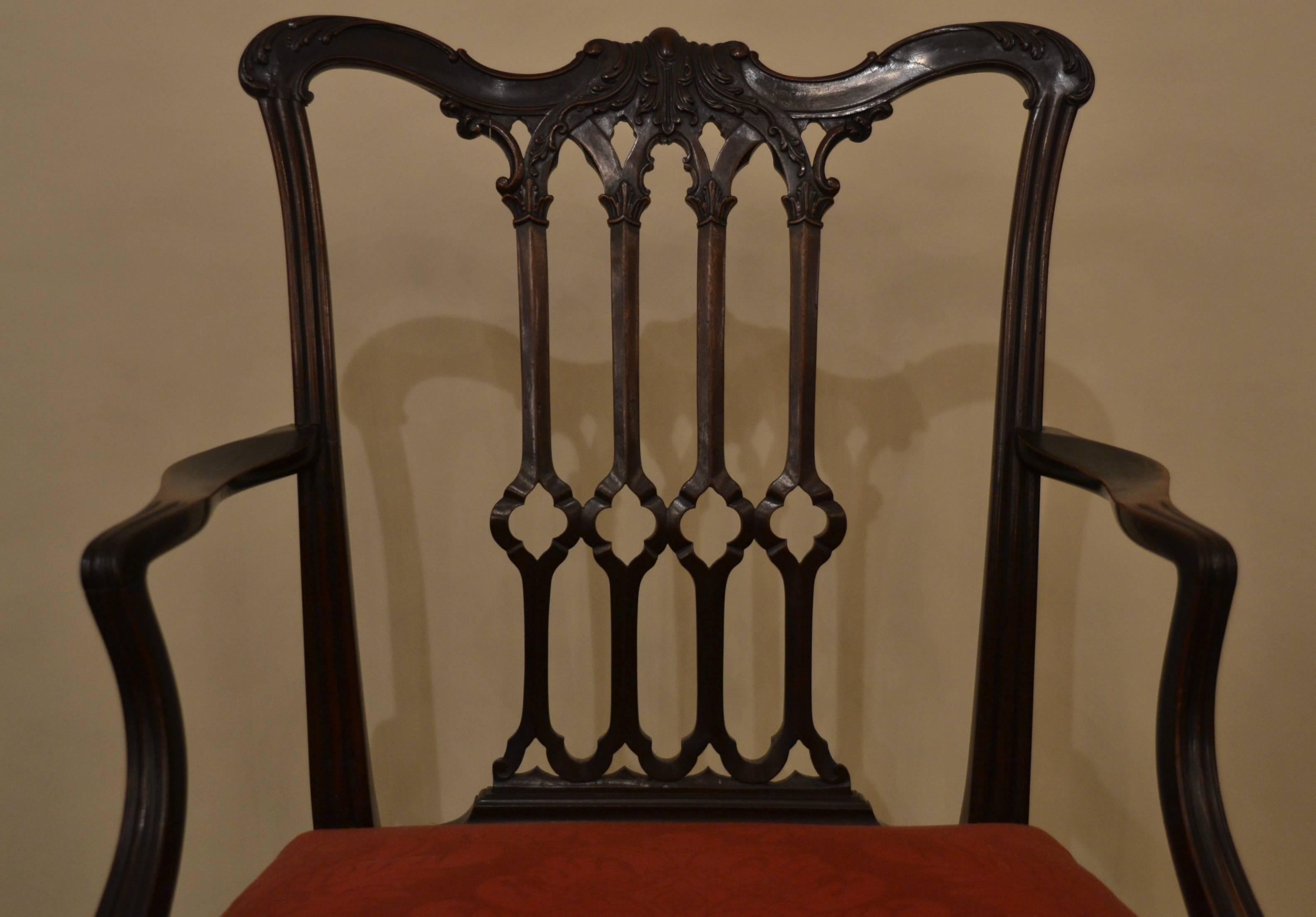 Antique English Georgian Mahogany Armchair, circa 1840-1850 In Good Condition For Sale In New Orleans, LA
