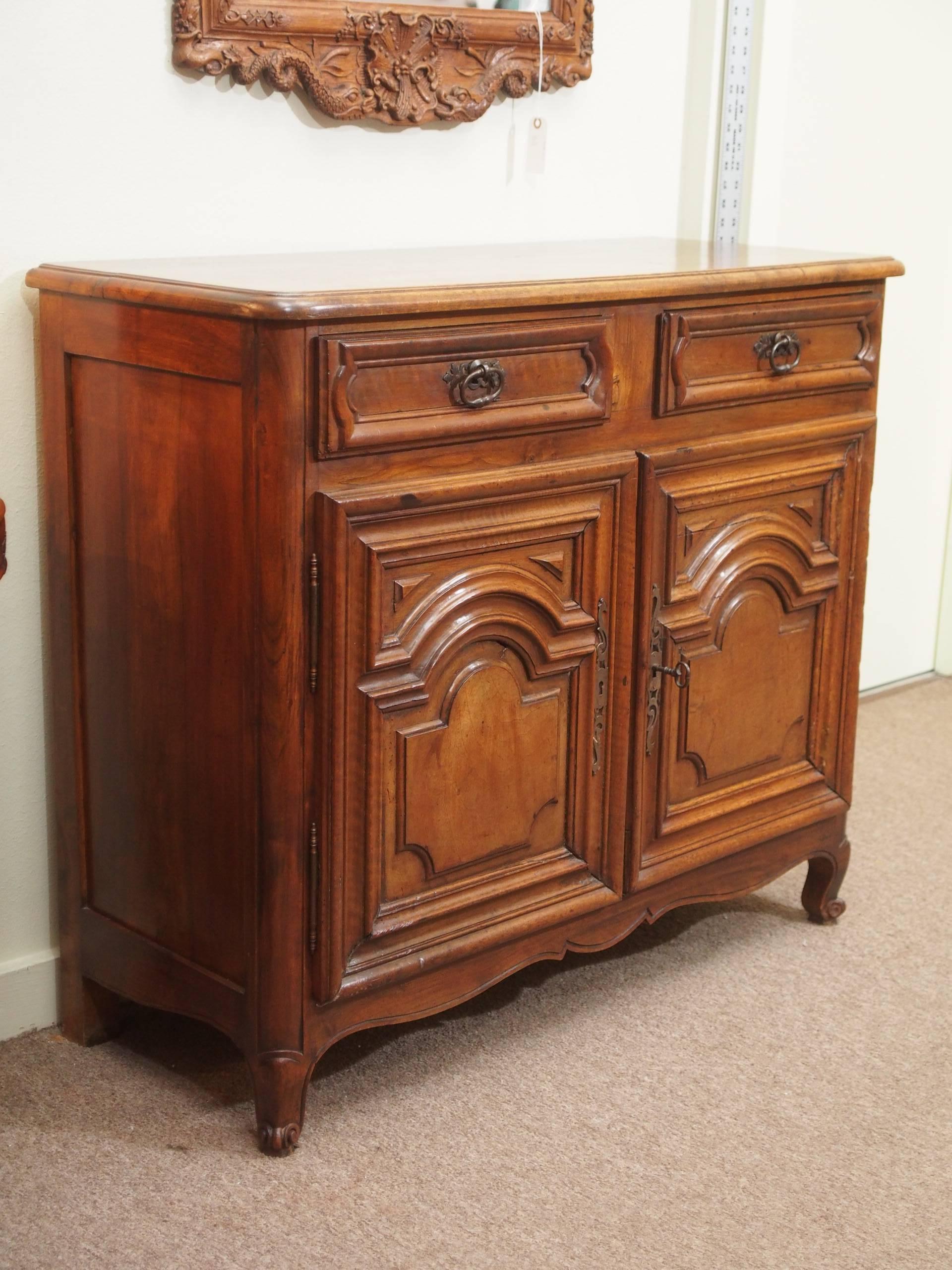 Antique French Provincial Small Walnut Cabinet In Good Condition For Sale In New Orleans, LA