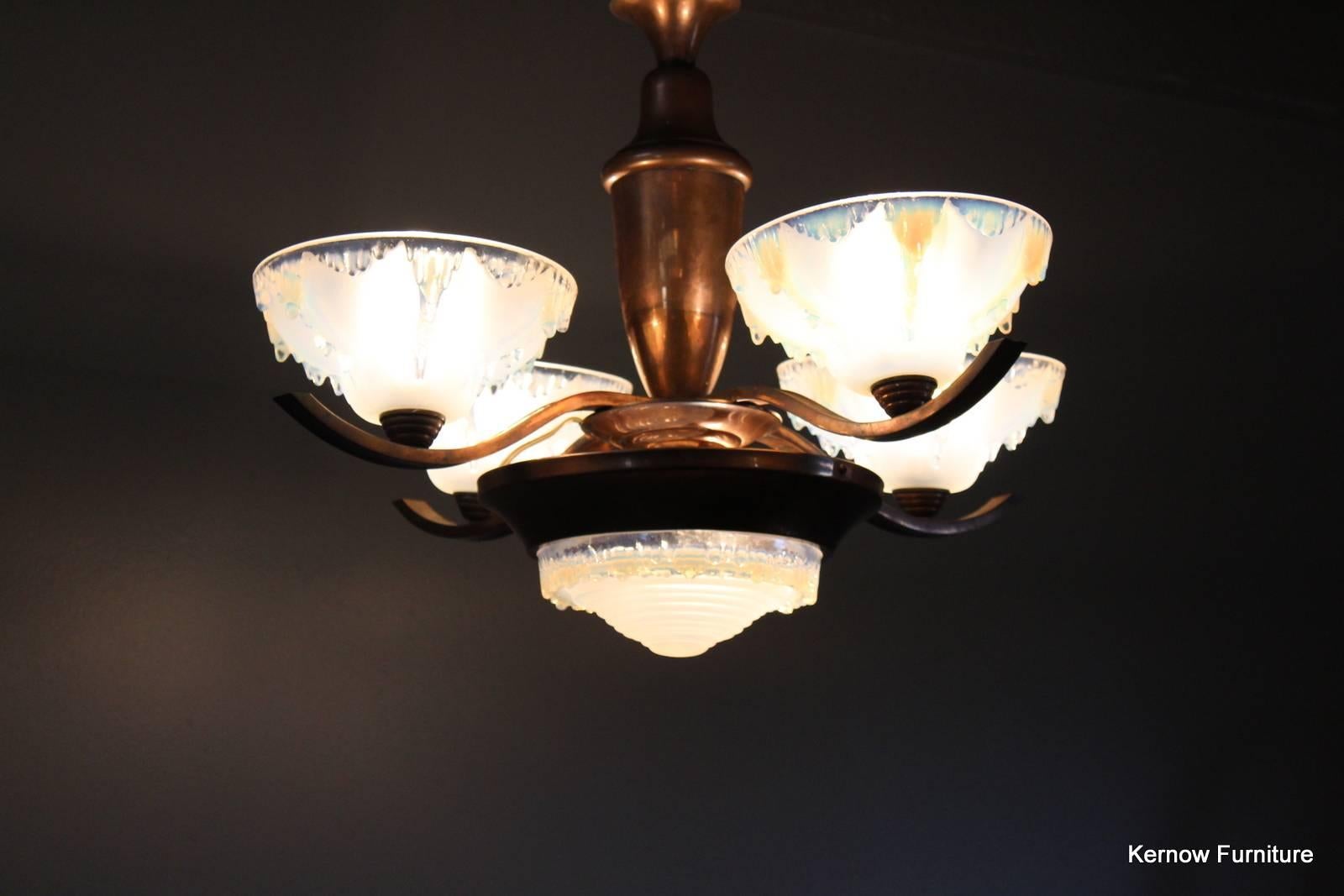 Mid-20th Century French Deco Ezan Chandelier For Sale