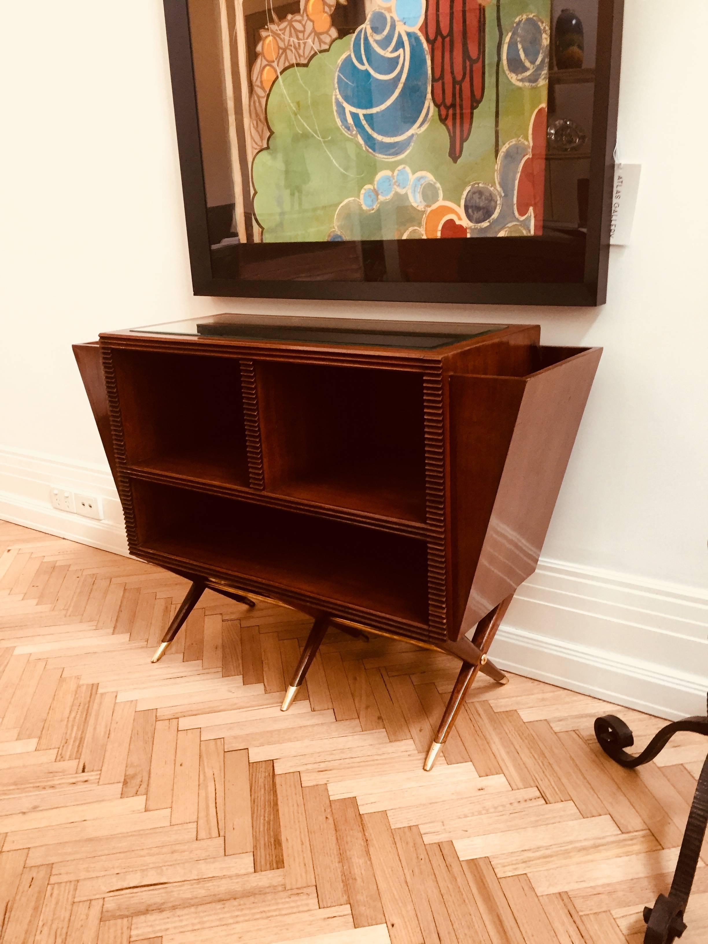 Mid-Century Modern Italian Side Cabinet, in the Ico Parisi Manner 1952