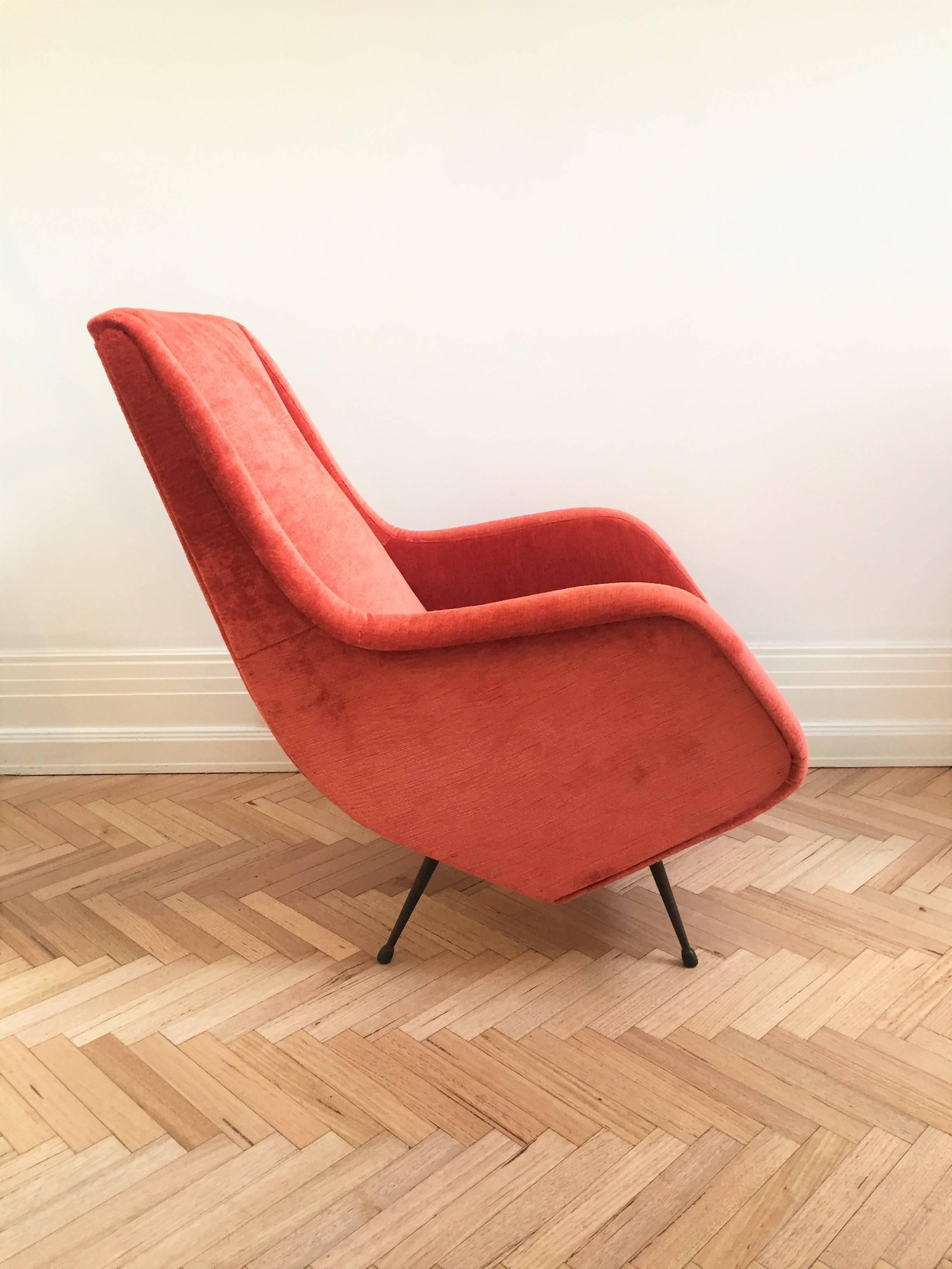 A pair of exquisite Lounge Chairs by Aldo Morbelli for ISA.
Aldo Morbelli (1903-1963) was a successful architect who worked in Torino,collaborating with Carlo Mollini on the construction of RAI Auditorium.
In 1937 he won a competition for the
