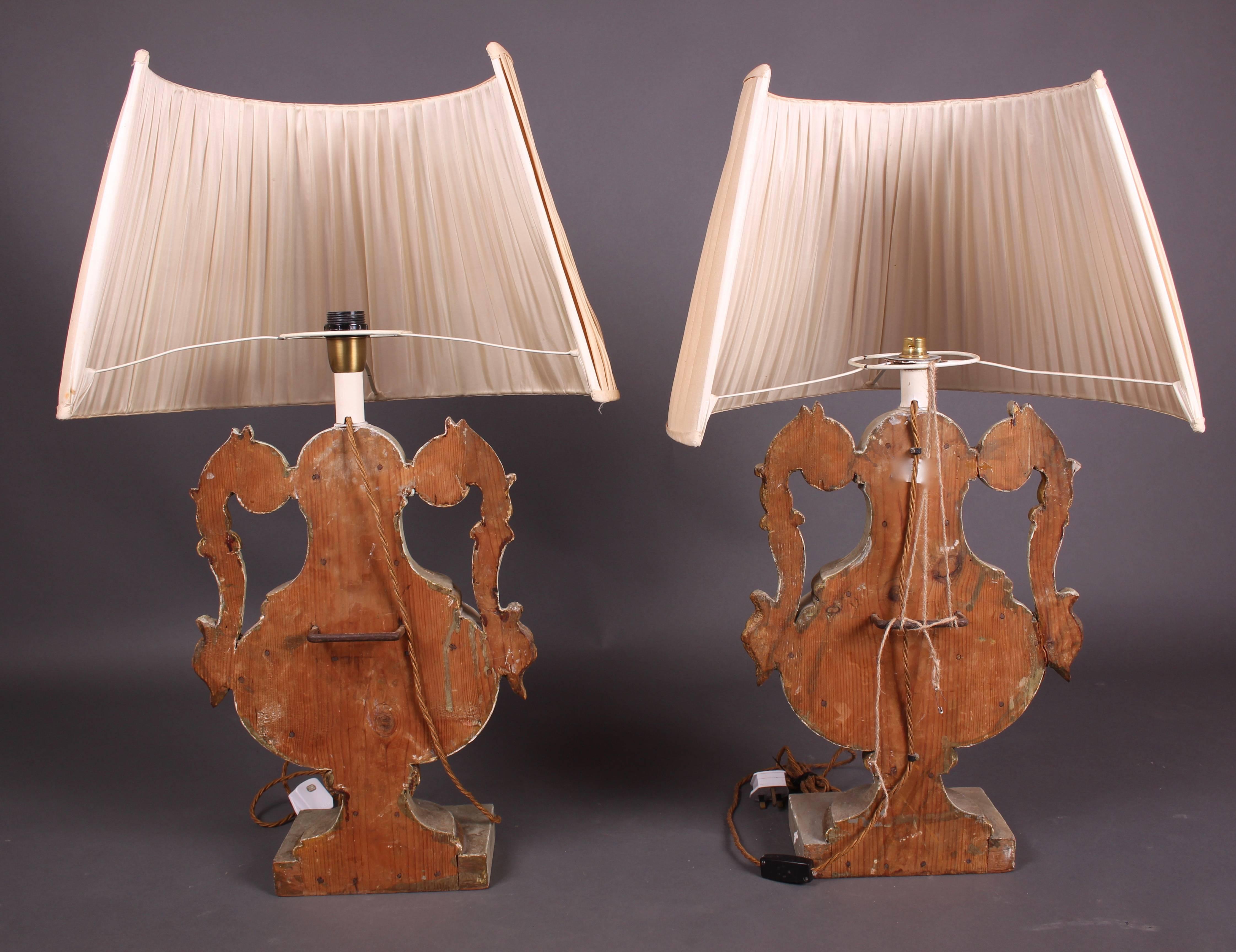 Gesso Pair of Antique Venetian Urn Lamps, Early 19th Century