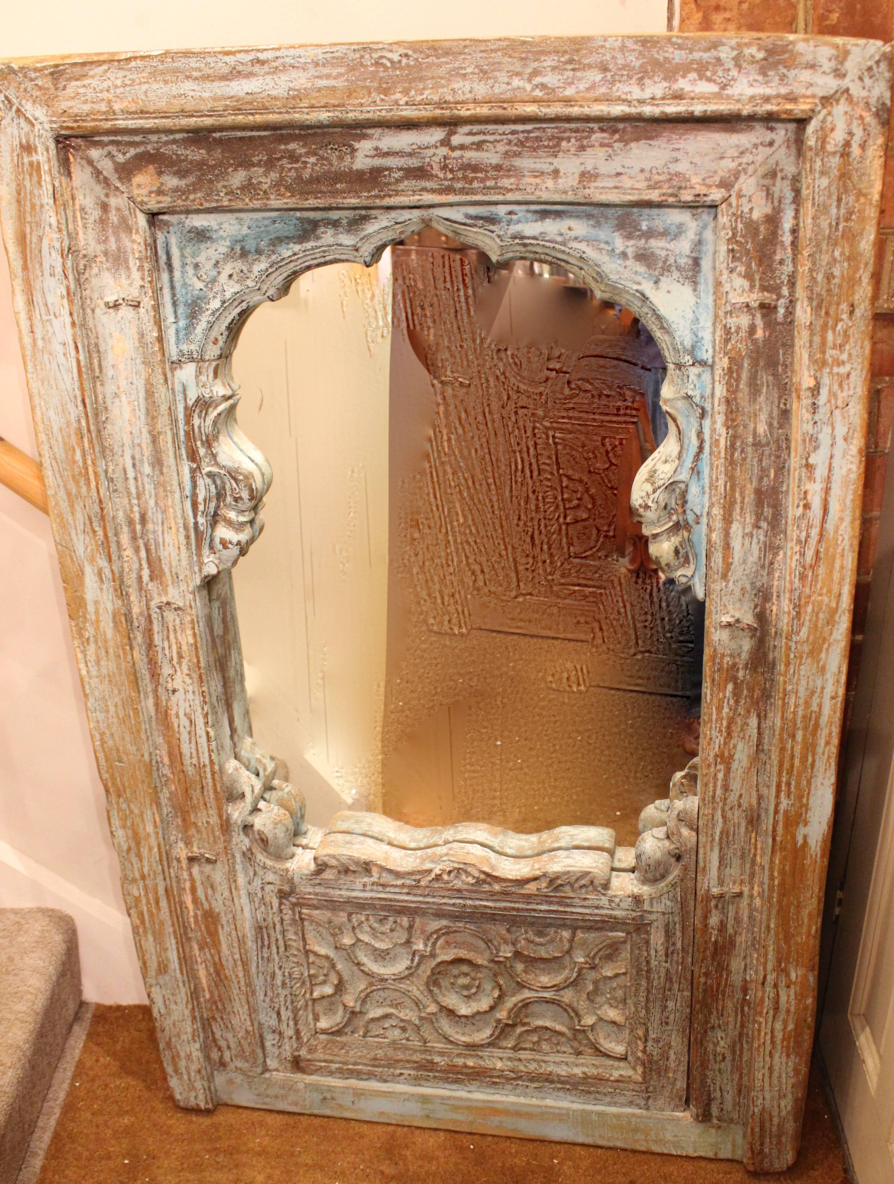 A beautiful hully decorative Colonial Indian Hardwood Painted Balcony Mirror. Painted in a delightful pastel colour and having an attractive distressed finish. Would look perfect in a modern or traditional setting. Please browse our other Indian