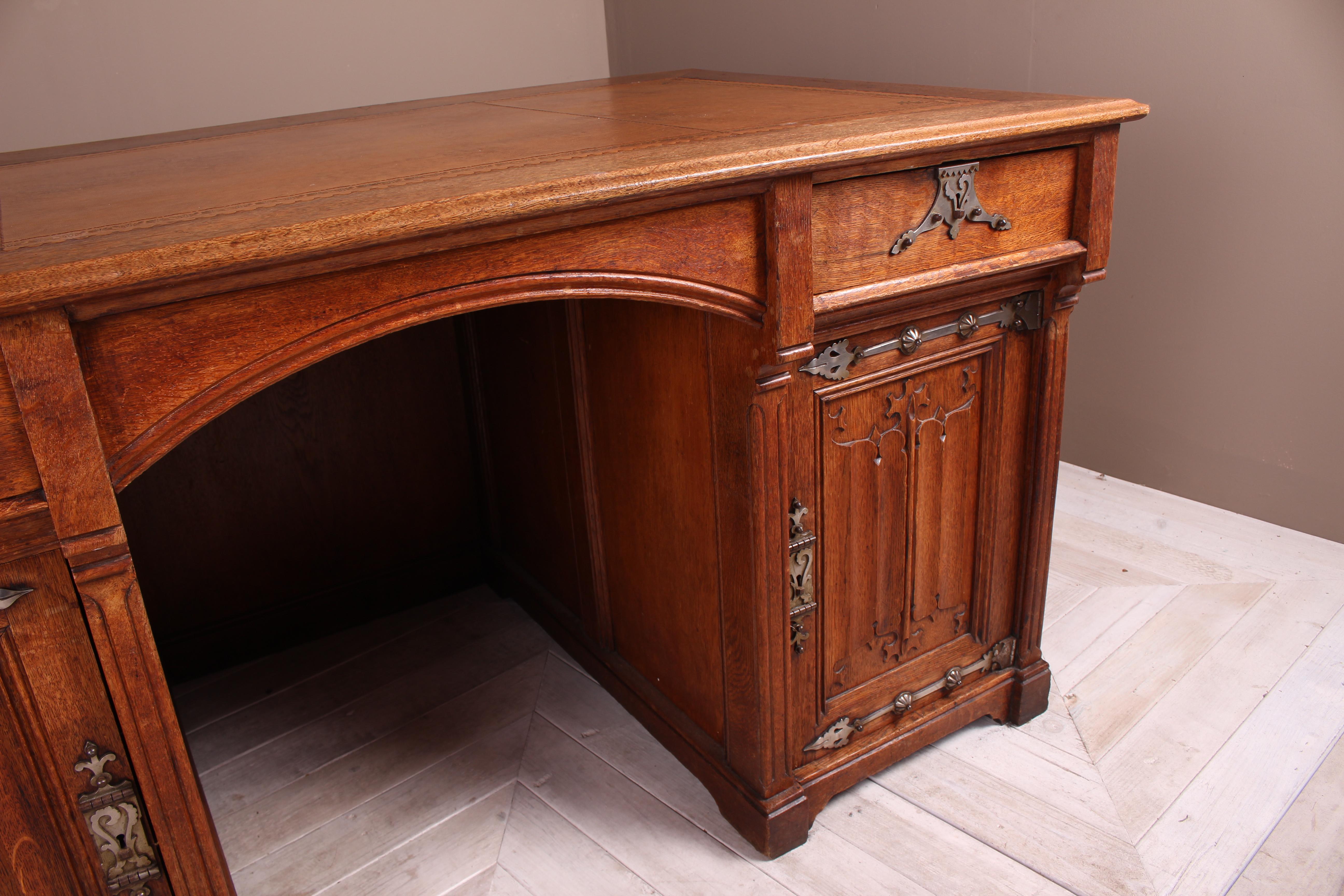 Victorian Gothic Revival Oak Desk in the Manner of Pugin 2
