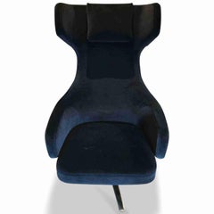 Armchair "Grand Repos" by Manufacturer Vitra in Aluminium and Velvet