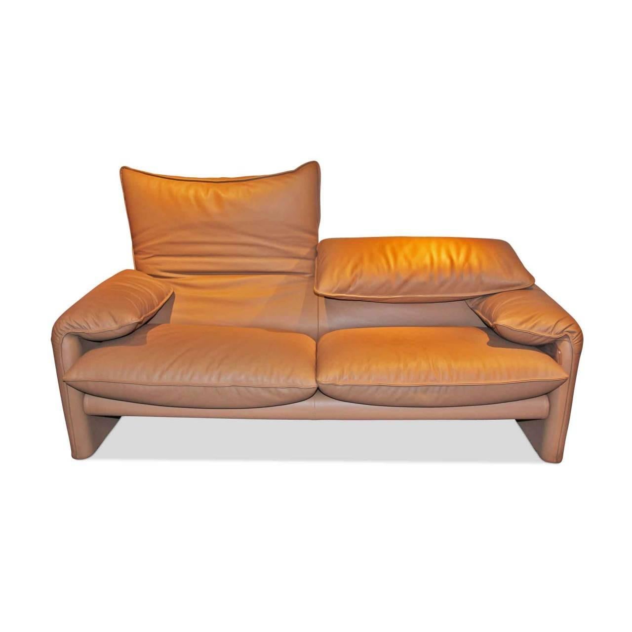 With pleasure we present to you the sofa 