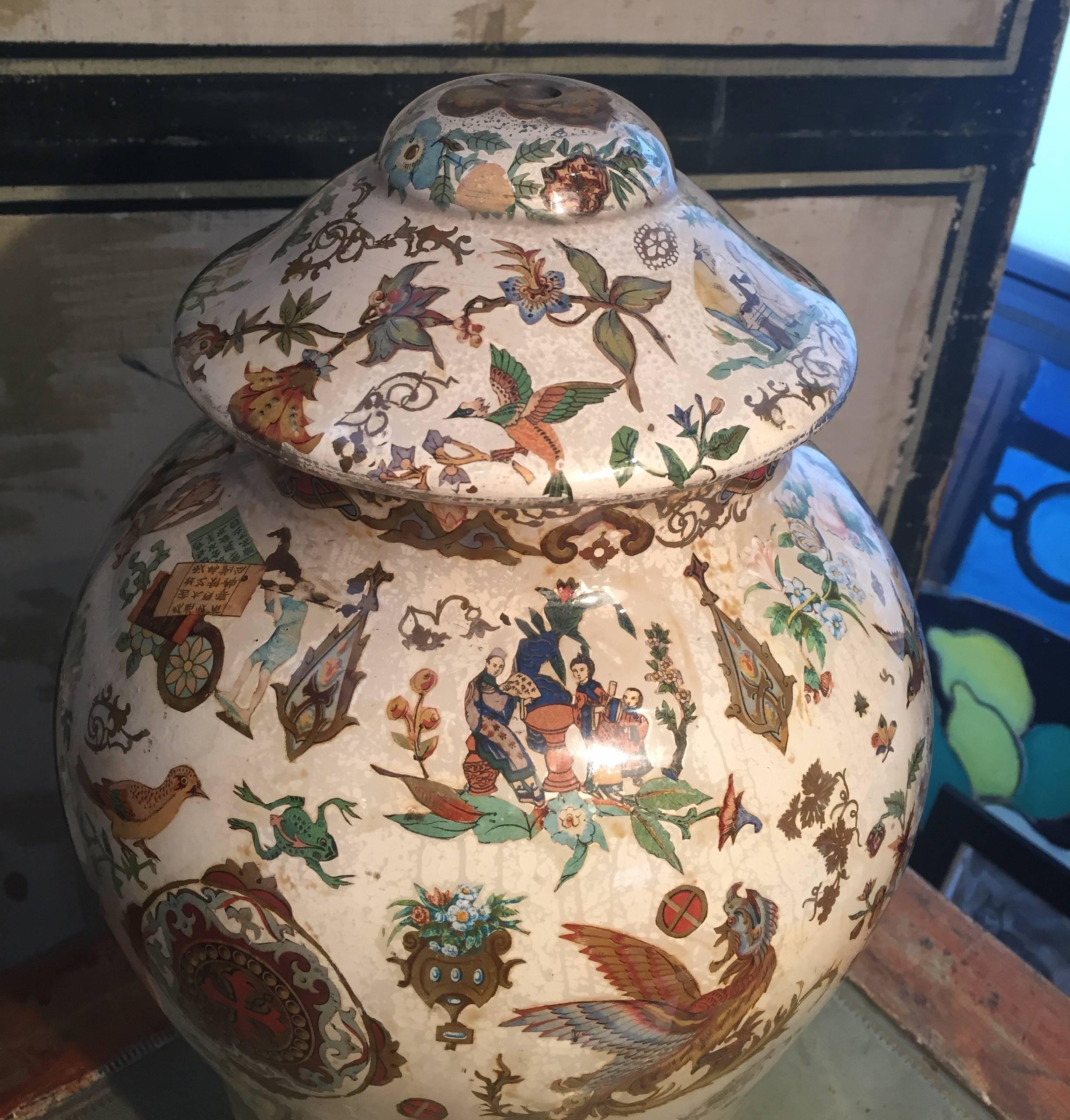 Gesso Decalcomania 19th Century English Chinoiserie Lidded Vase For Sale