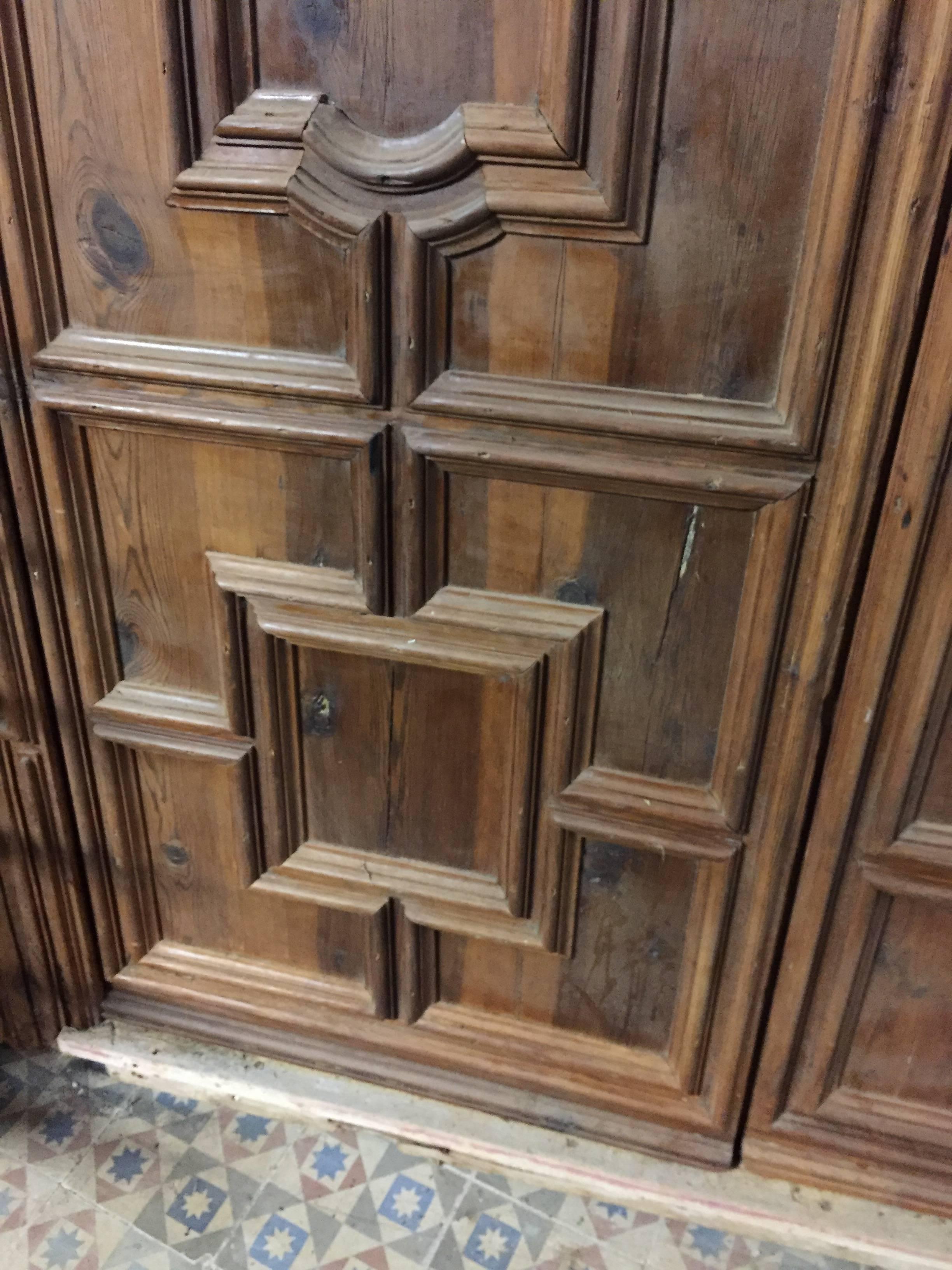 17th Century Spanish Monumental Doors For Sale 1