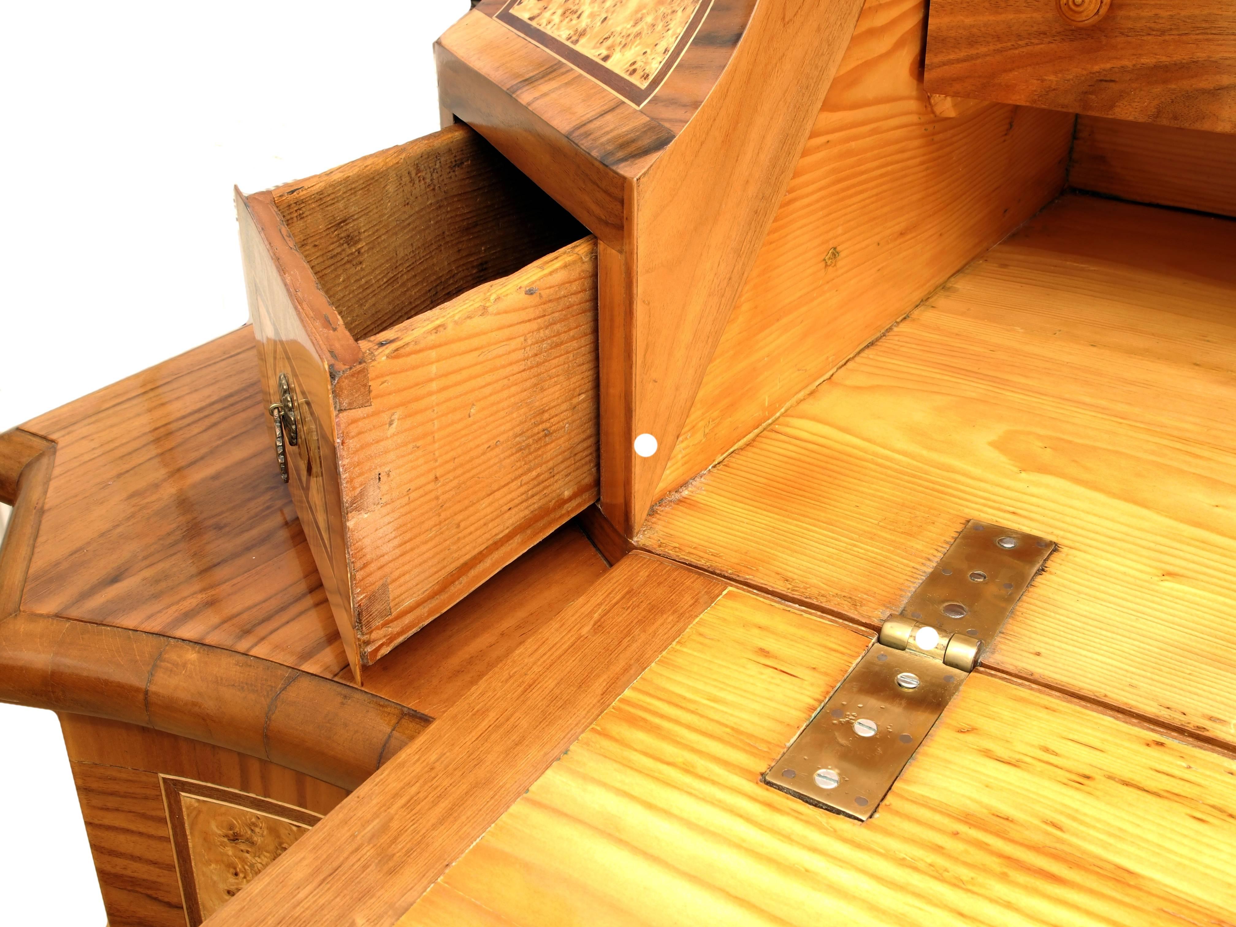 18th Century Baroque Tabernacle Secretary Desk from Austria In Excellent Condition In Darmstadt, DE