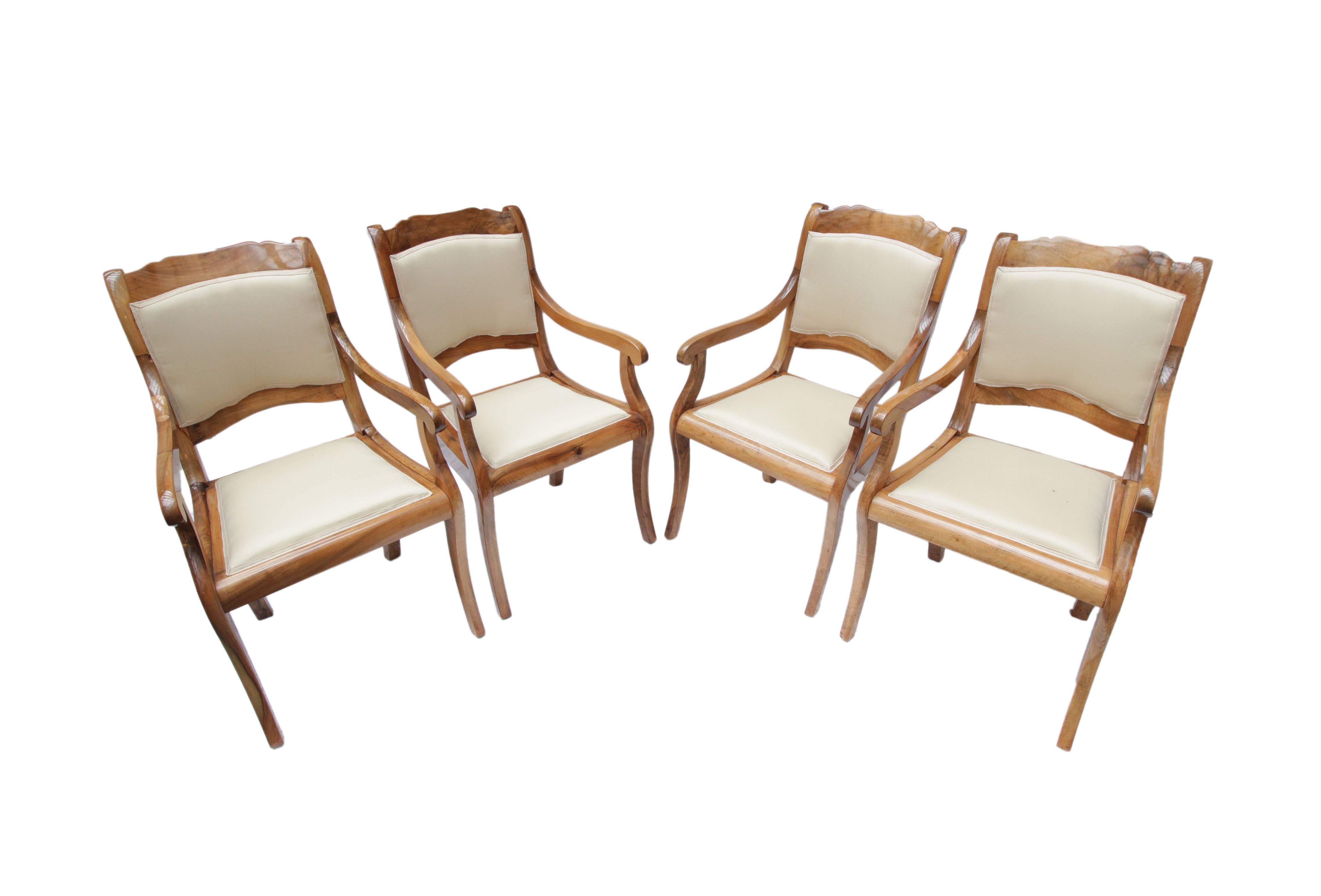German 19th Century Biedermeier Set of Four Walnut Armchairs For Sale