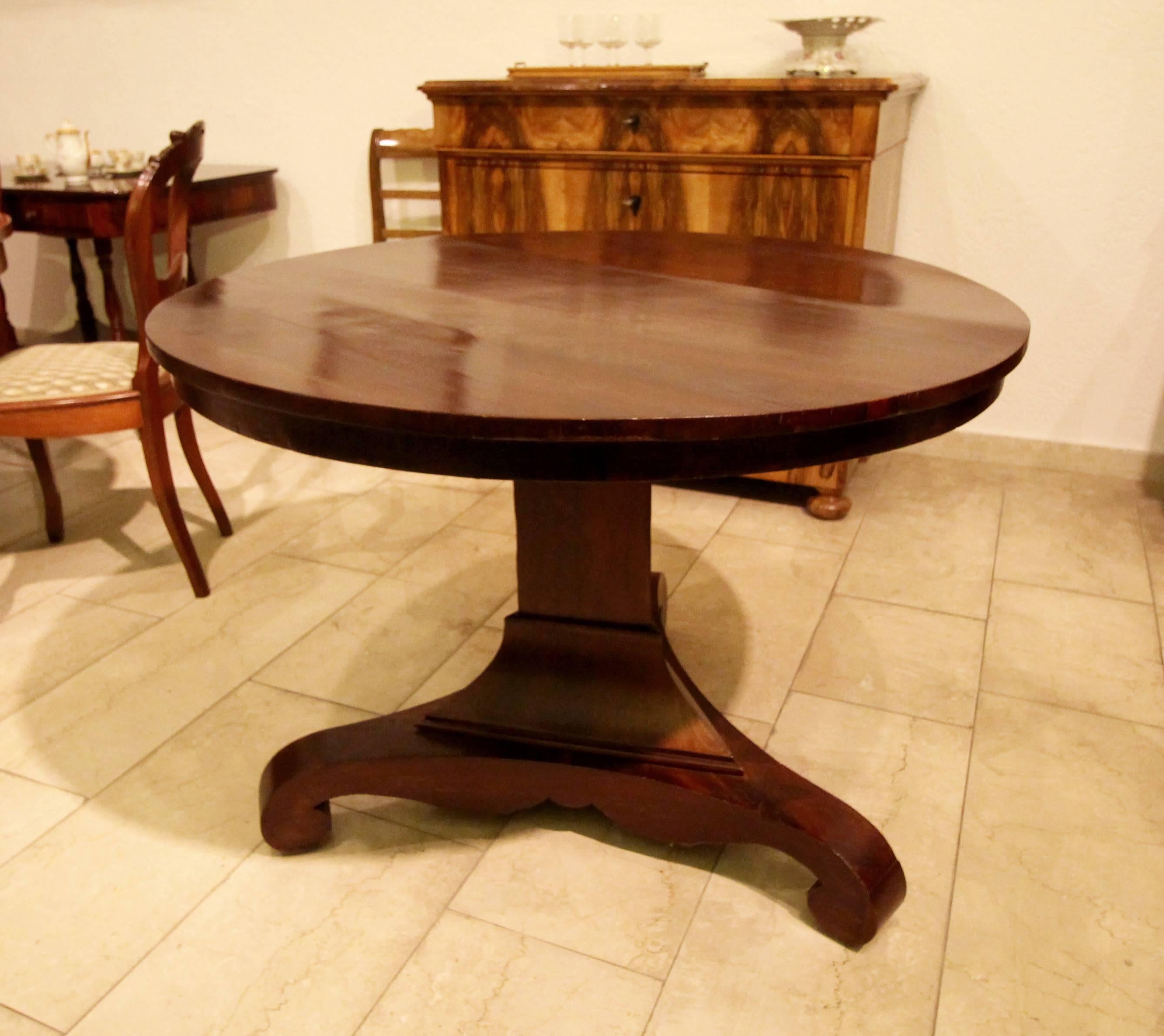 German 19th Century, Mahogany Set of Center Table and Four Chairs