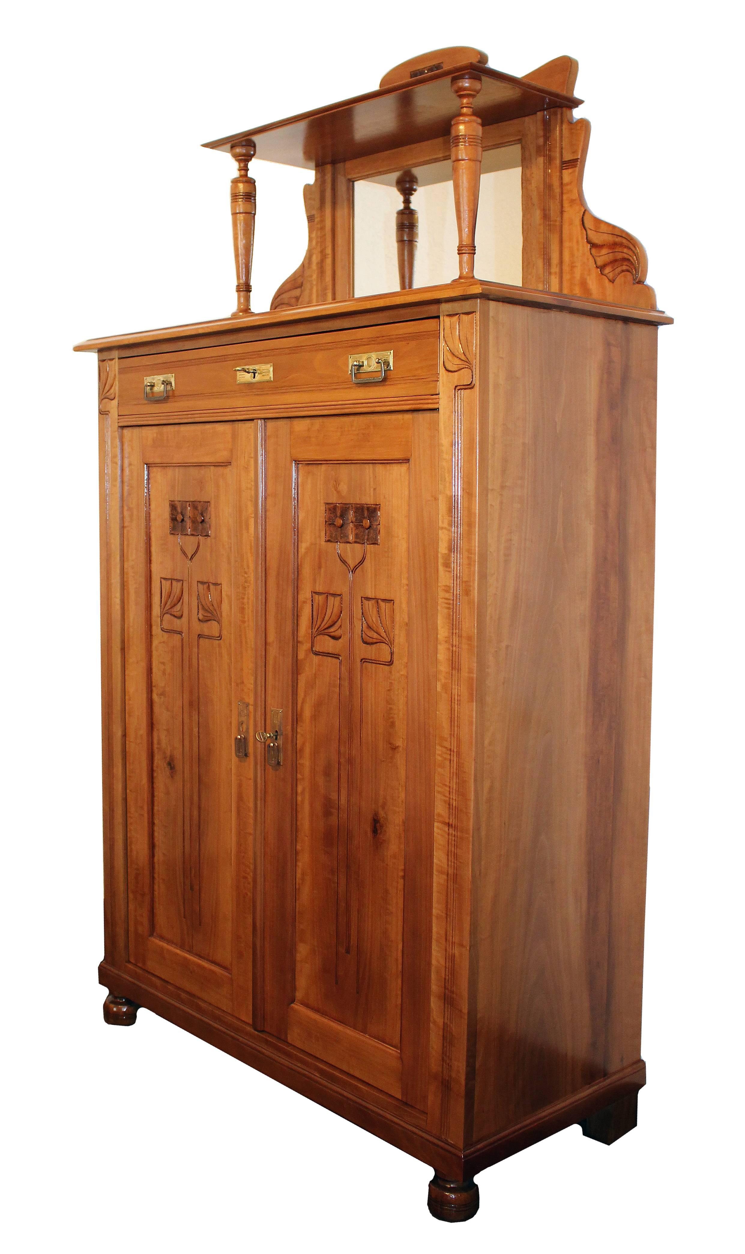 Late 19th Century Art Nouveau Plum-Wood Cabinet or Vertiko (Art nouveau)