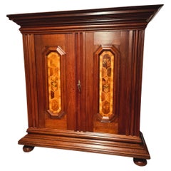 18th Century German Baroque Wardrobe in Solid Oak with Walnut