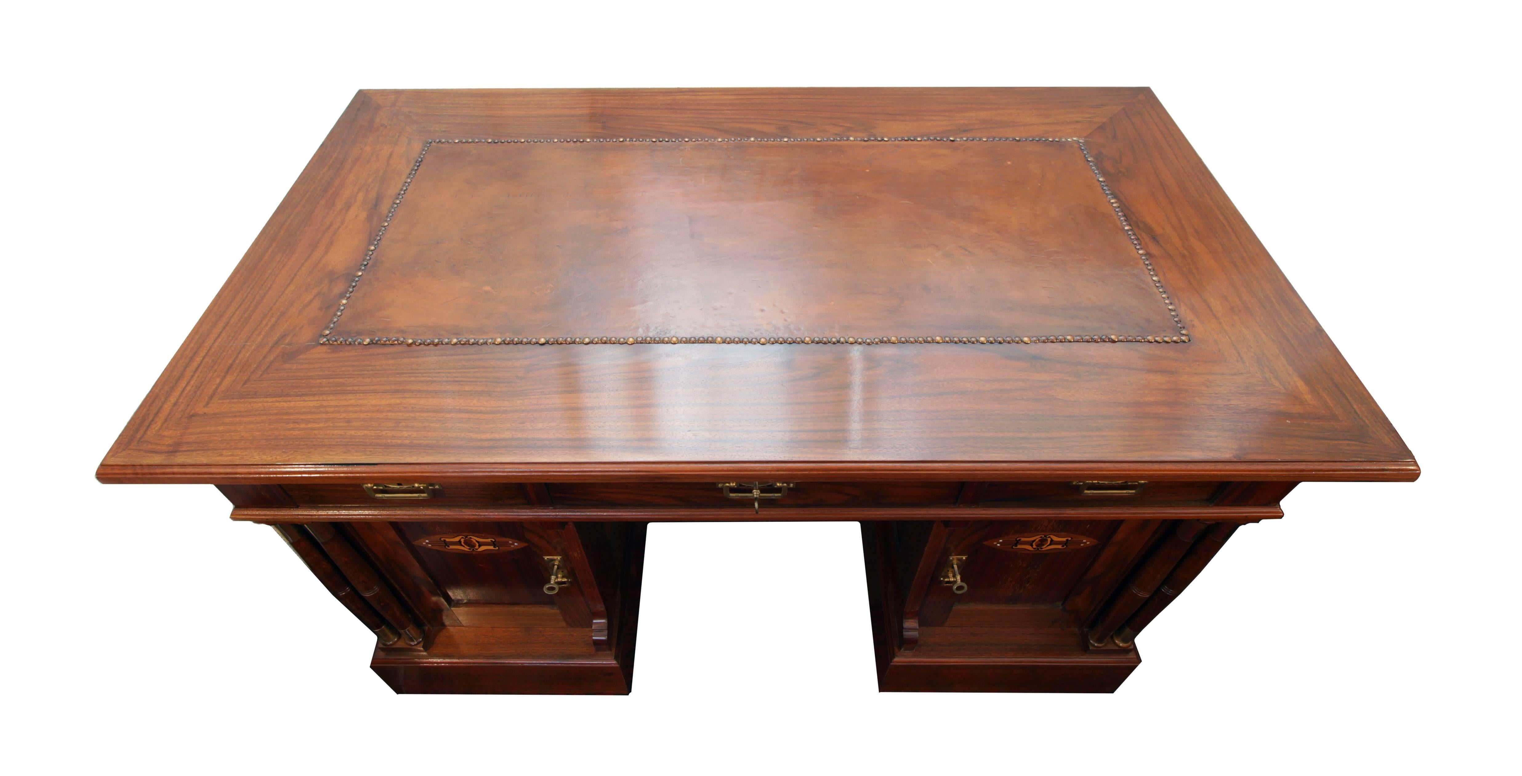 Very nice desk from the time of Art Nouveau. The Desk can be centered. The desk was made around 1900 of walnut wood on a pinewood body.
The desk can be split into 3 parts: 2 gondolas and a writing board. Writing pad was upholstered with