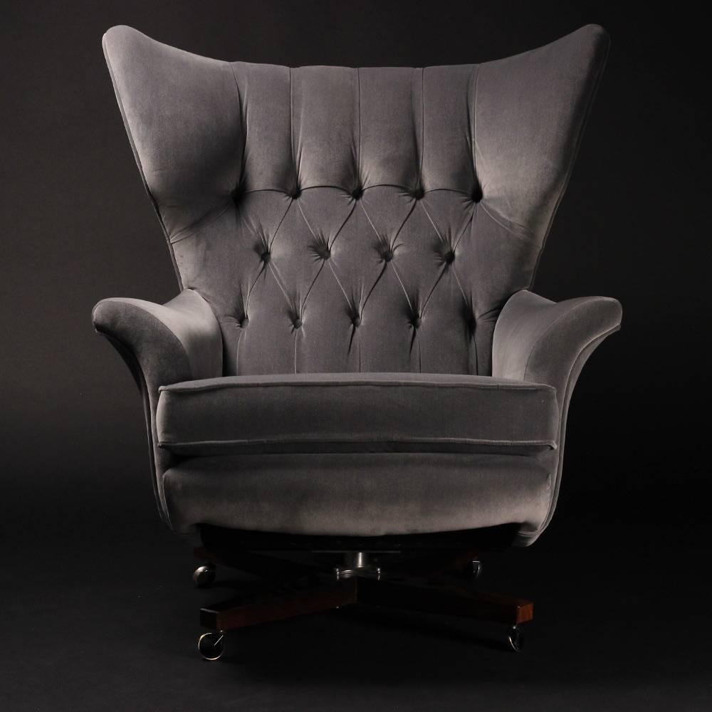 Mid-Century Modern Fauteuil de salon pivotant moderne du milieu du siècle dernier, modèle 62 de G Plan en vente