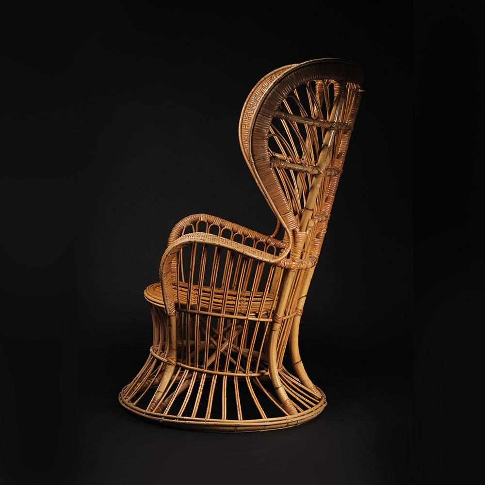 wicker fan chair