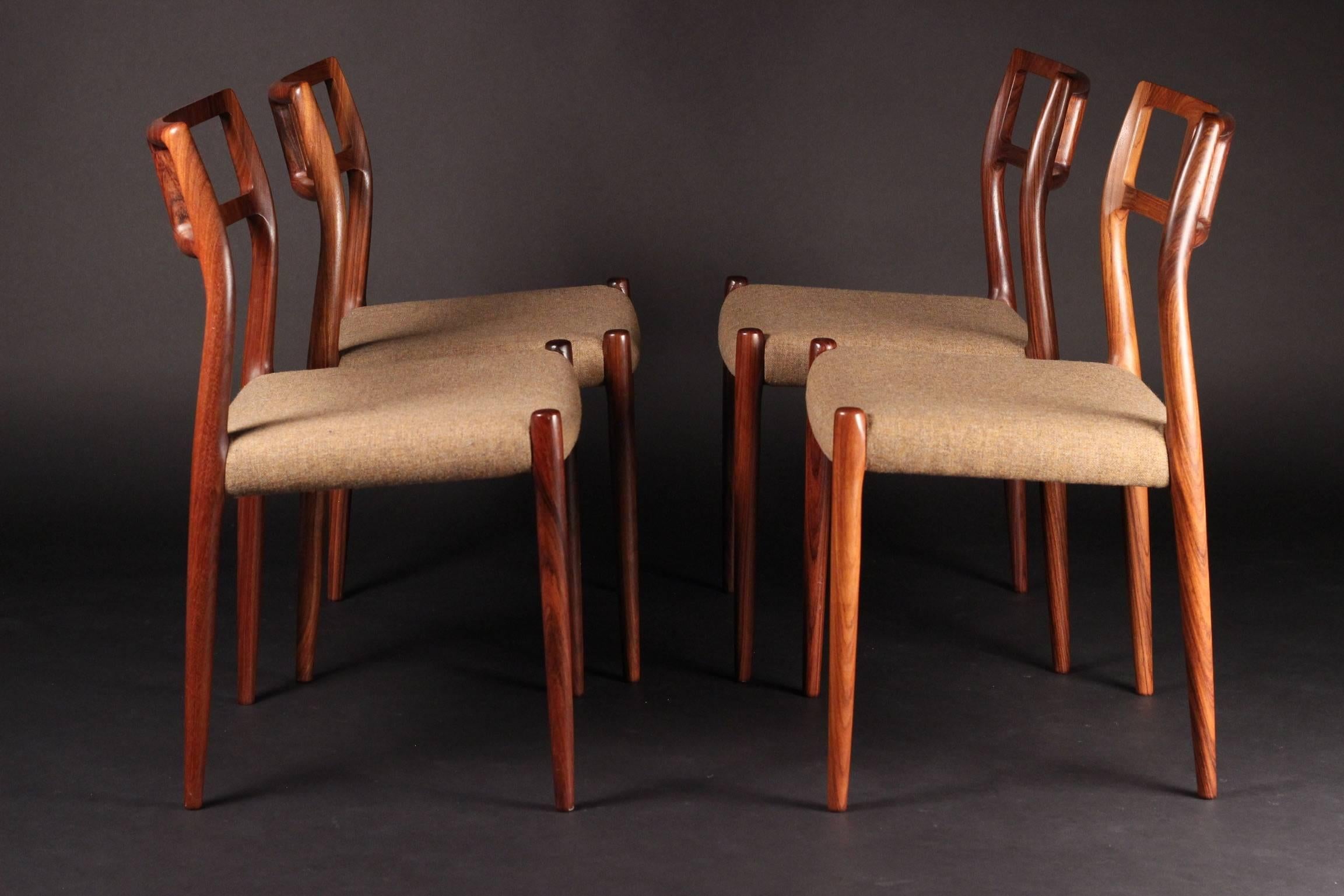 Mid-20th Century Scandinavian Modern Set of Six Dining Chairs Niels Moller Rosewood No.79 Model 