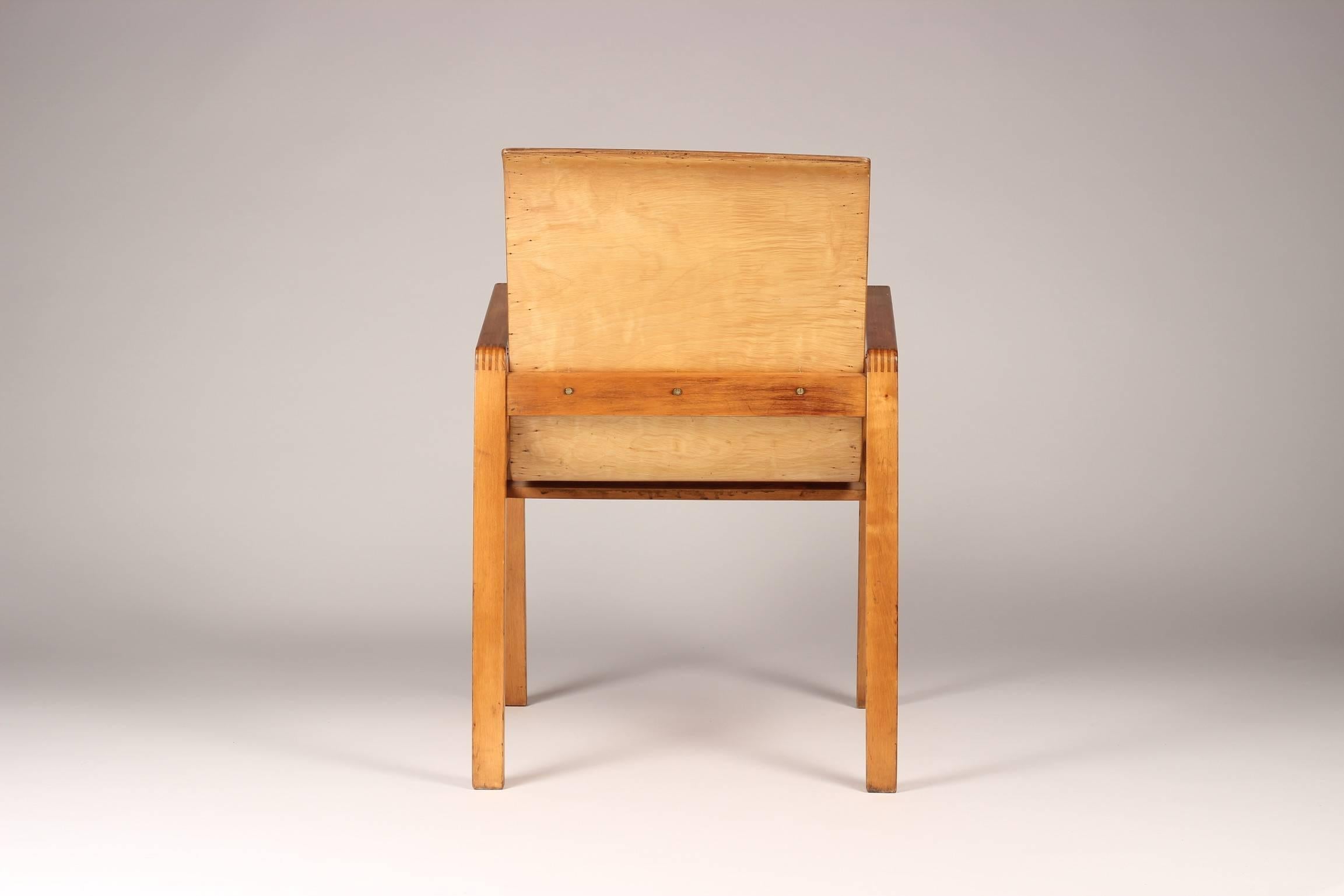 Alvar Aalto Hallway Chair Model No.403 by Finmar In Good Condition In London, GB