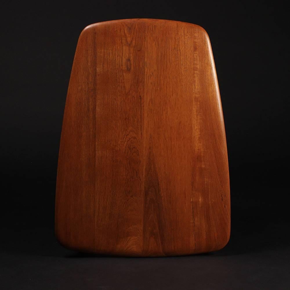 Scandinavian Modern  Teak End or Side Table by Peter Hvidt  In Good Condition In London, GB