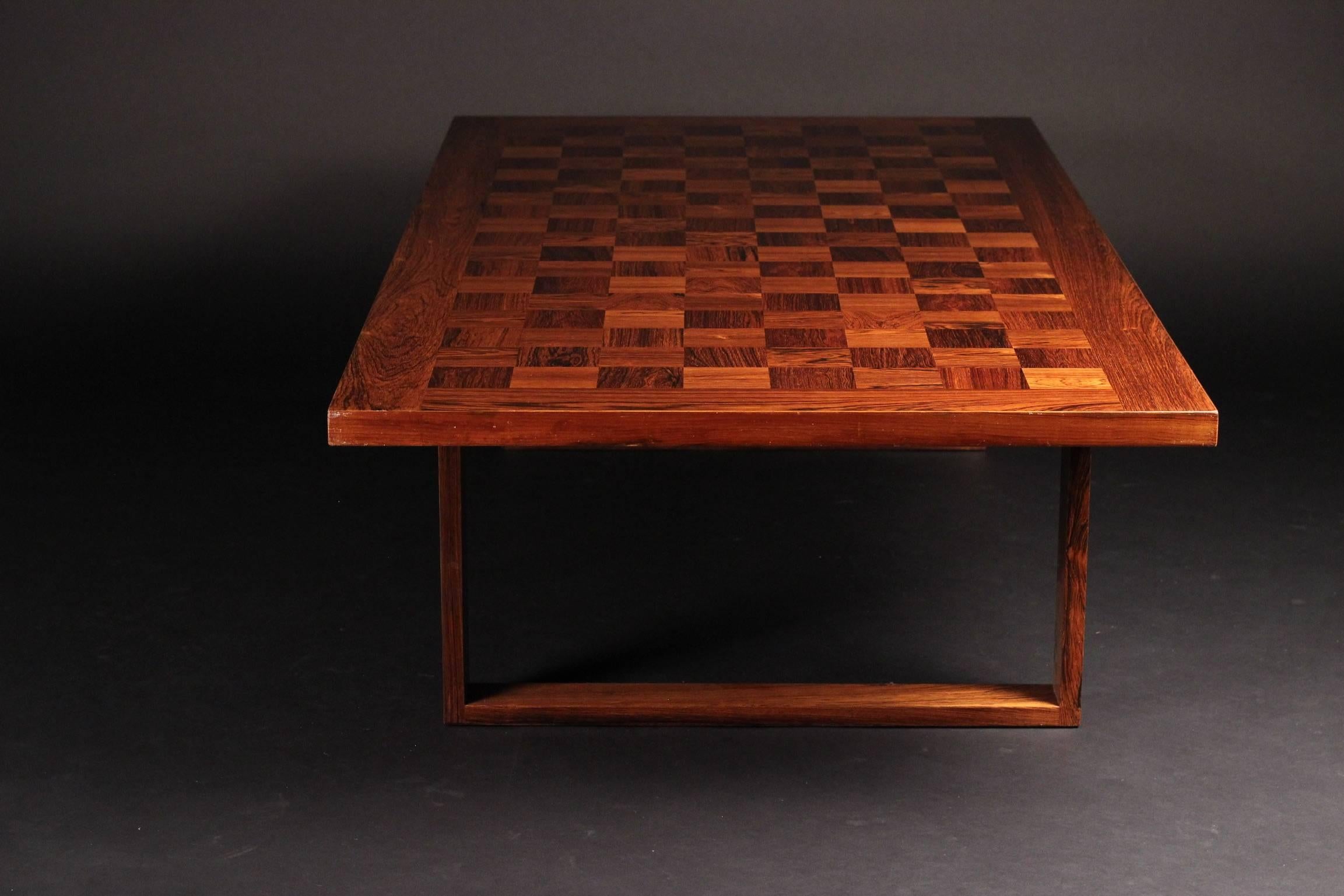 Sometimes called the Chess Boggie Woogie table, this Rosewood Parquet table sits on two sled legs and is refinished by our experienced restorers. This is the largest of three we currently have restored and for sale on 1stdibs.