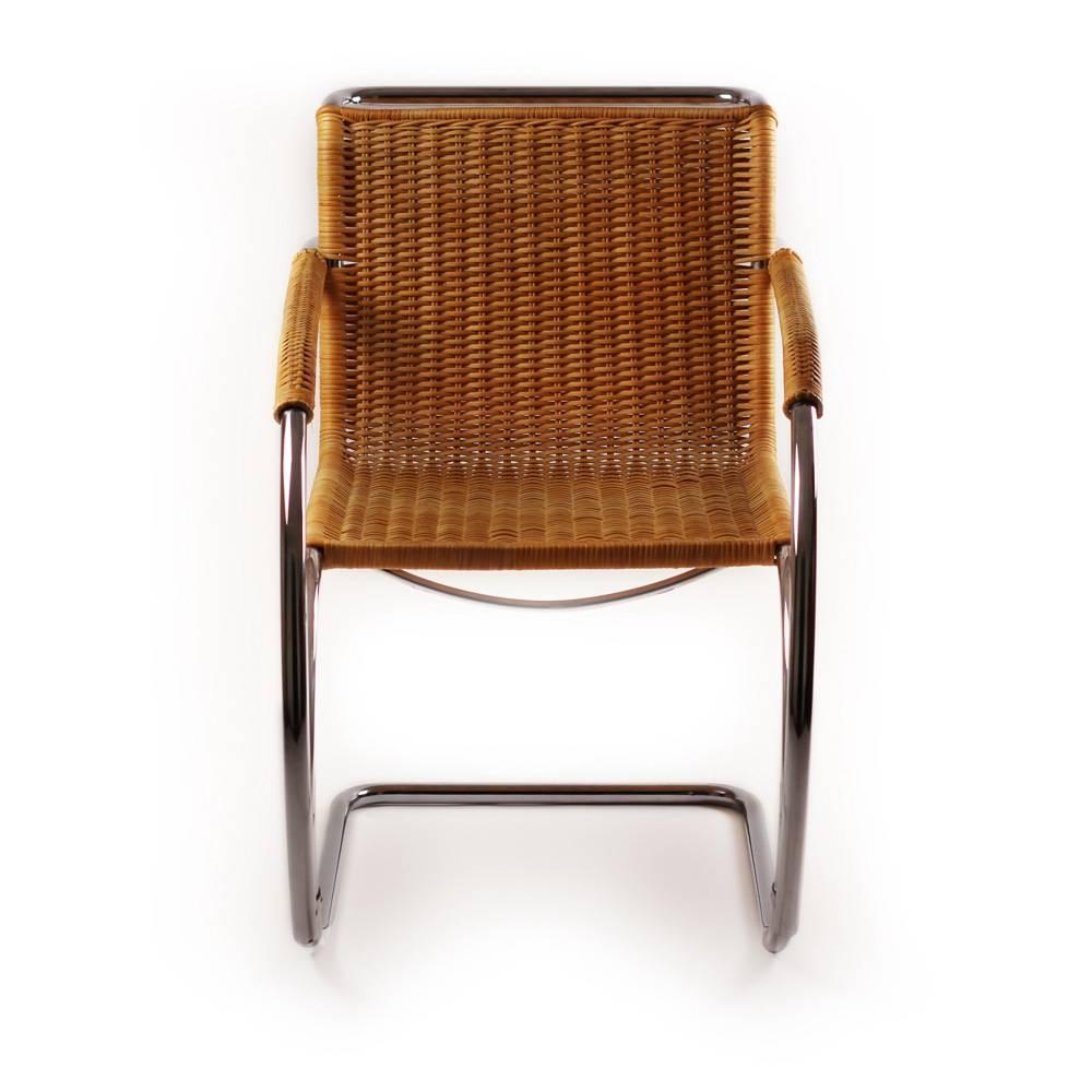 Bauhaus Ludwig Mies van der Rohe MR20 Lounge Chairs in Wicker and Chrome In Good Condition In London, GB