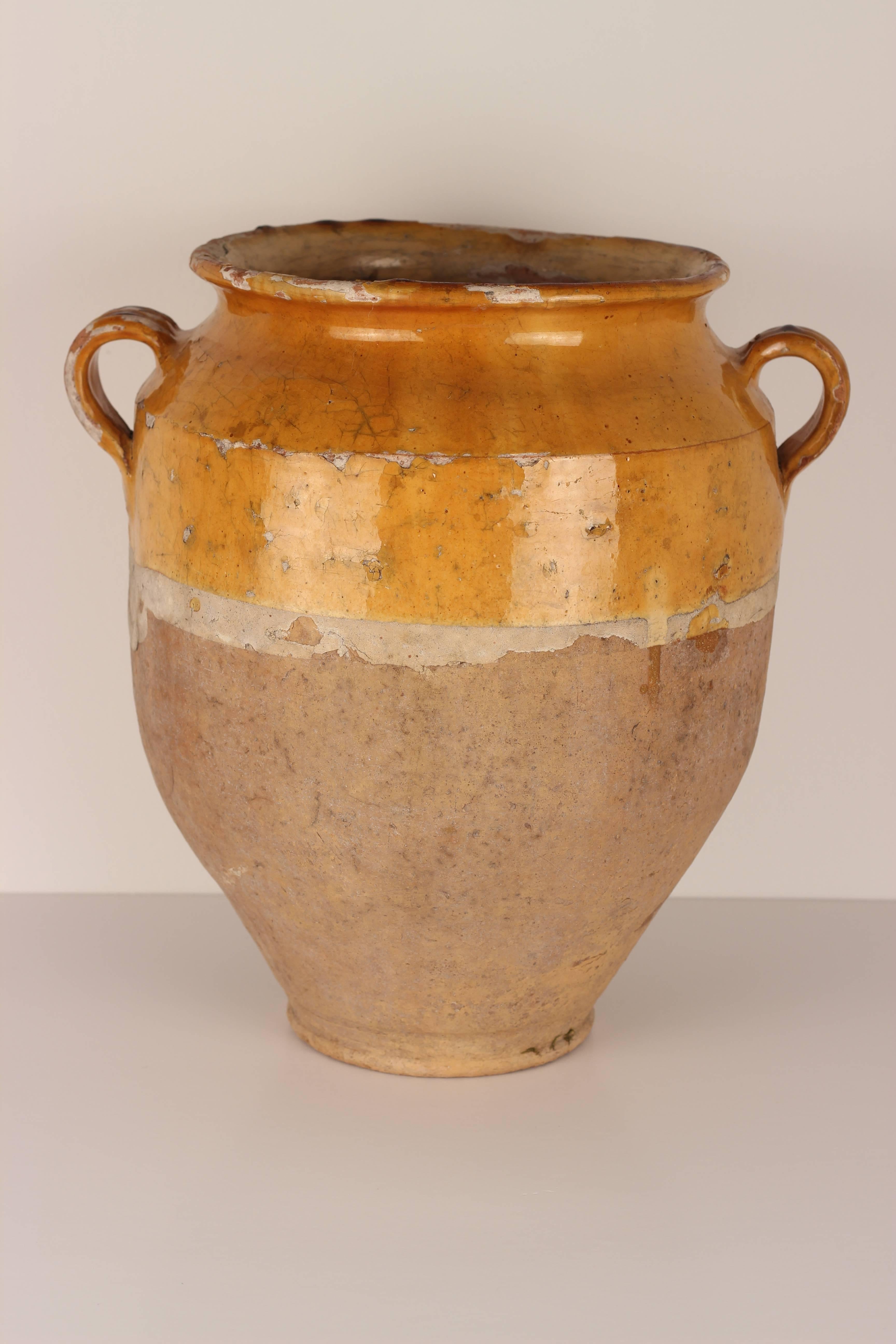 Decorative Confit Pot from the South of France, 19th Century In Distressed Condition In London, GB