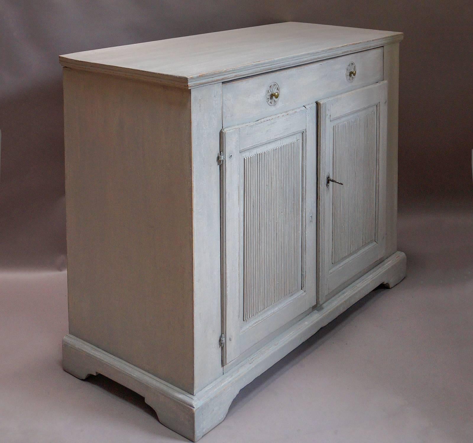 Gustavian Period Sideboard In Excellent Condition In Great Barrington, MA